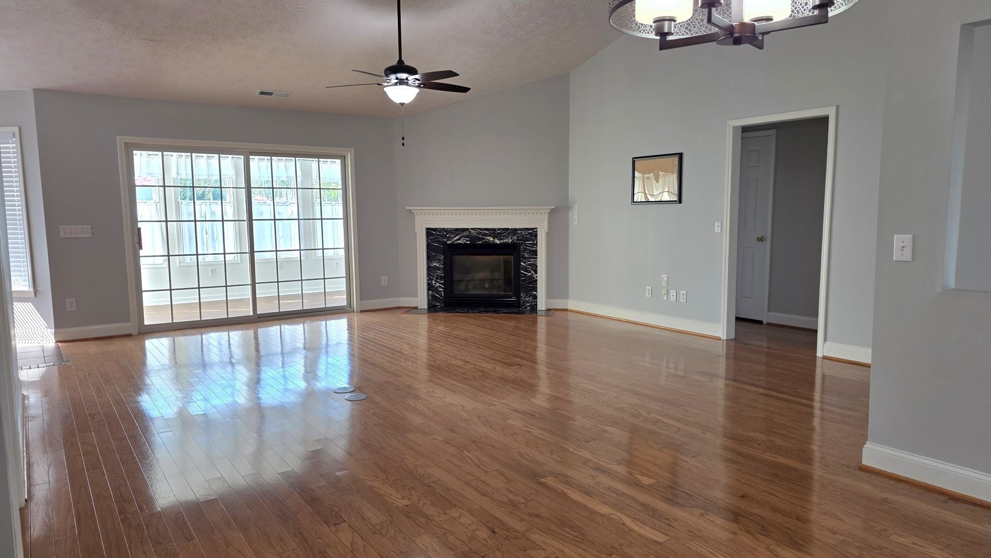 262 Tibton Circle Property Photo 14