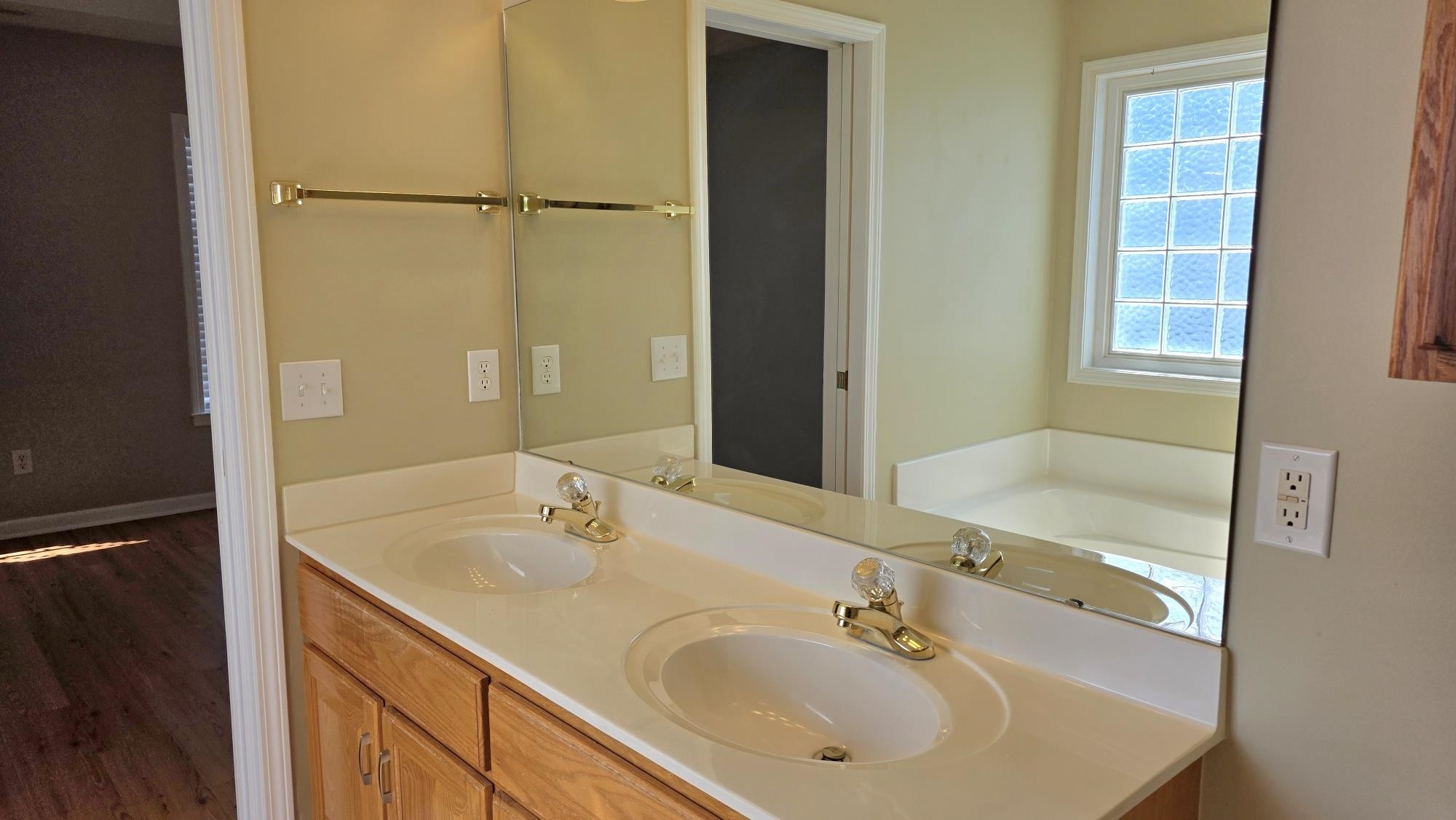 262 Tibton Circle Property Photo 20