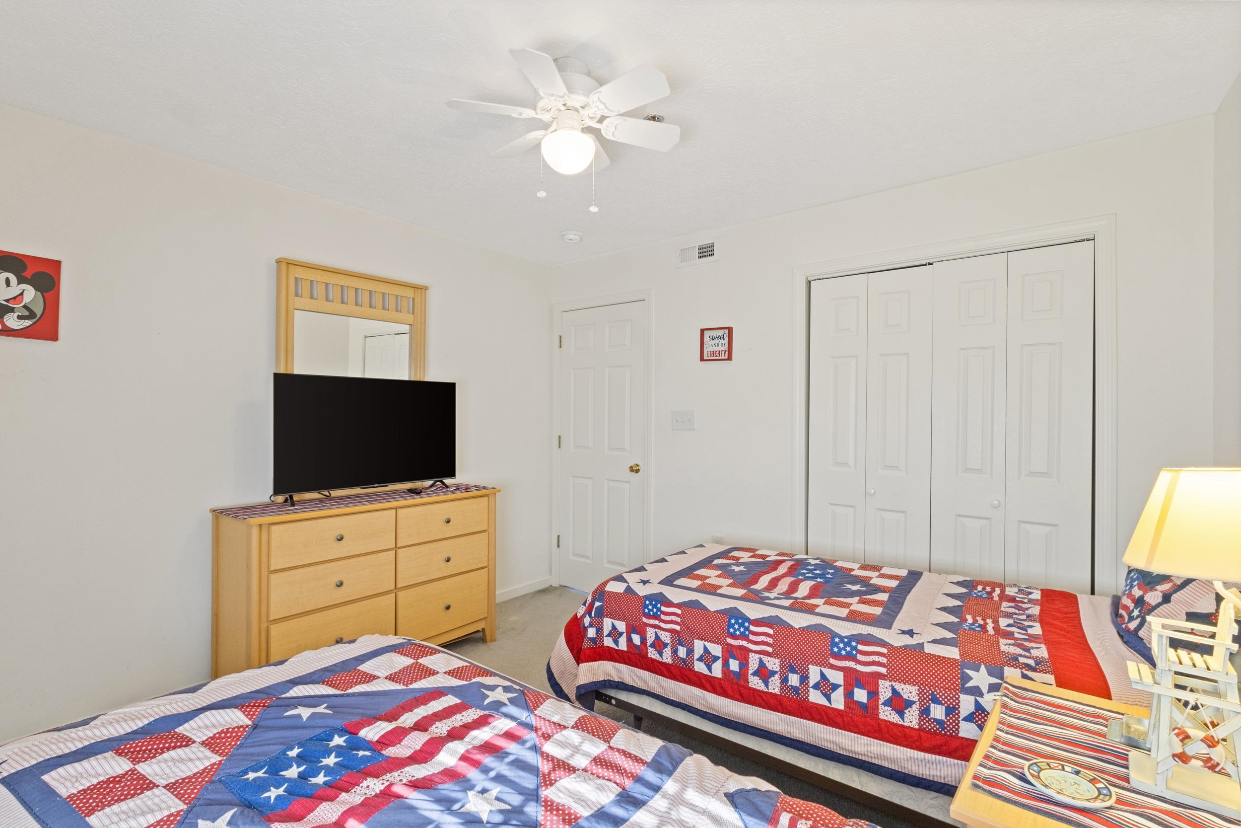 577 Blue River Ct. Property Photo 16