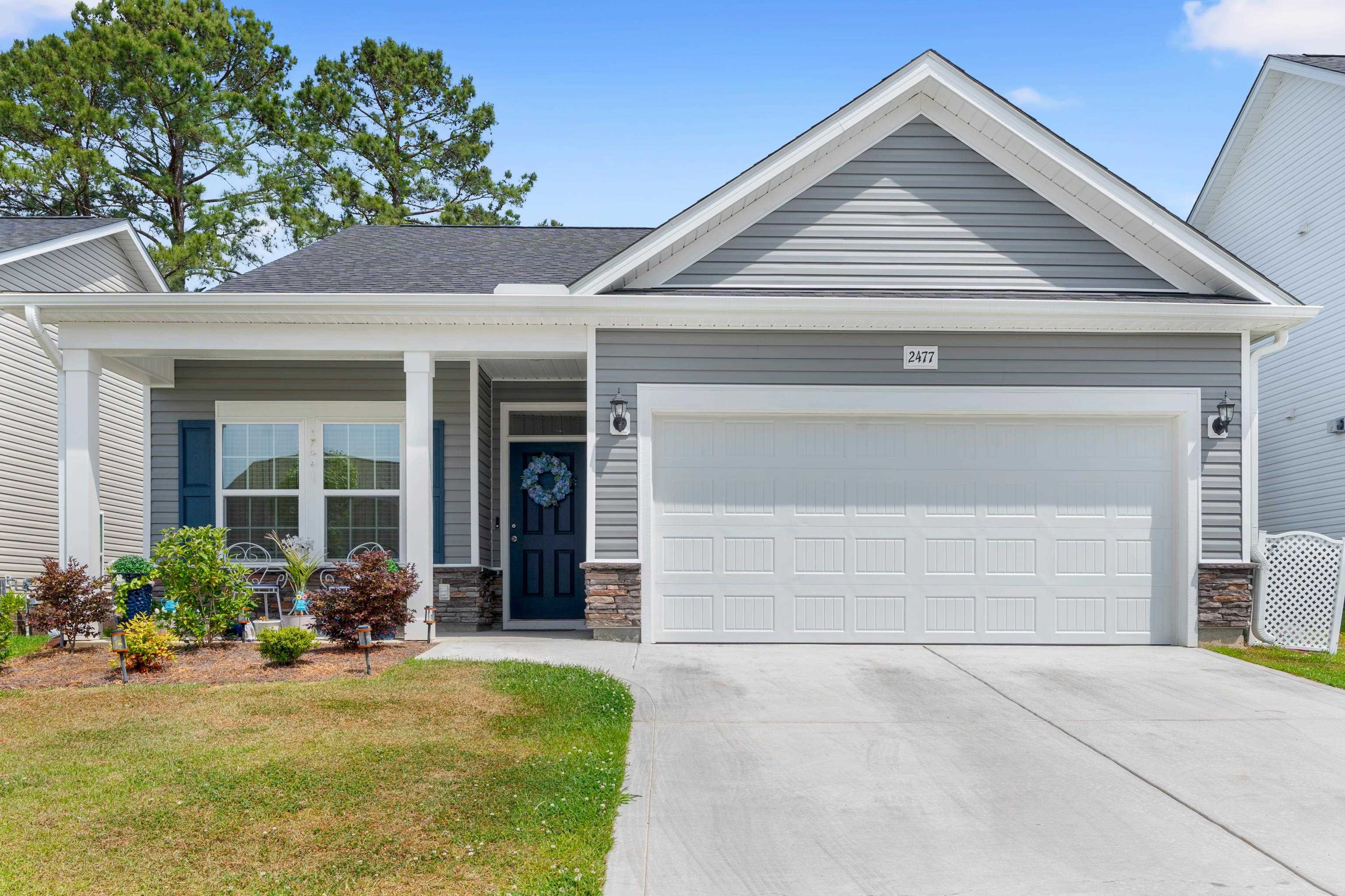 2477 Campton Loop Property Photo 1