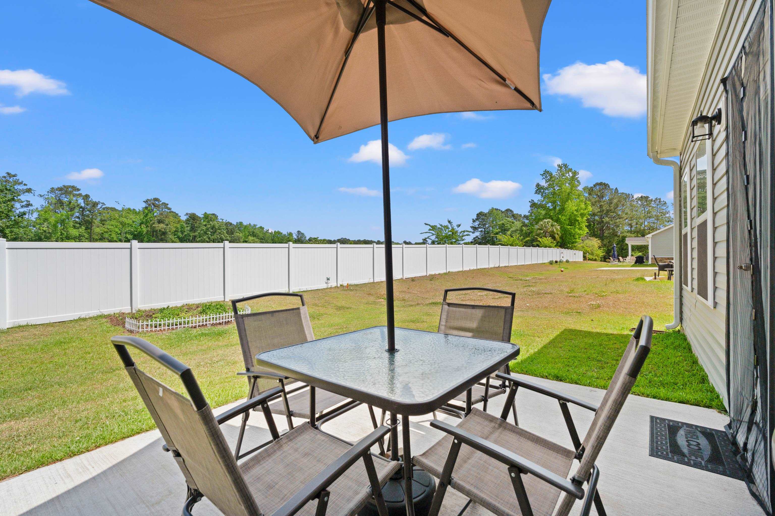 2477 Campton Loop Property Photo 22