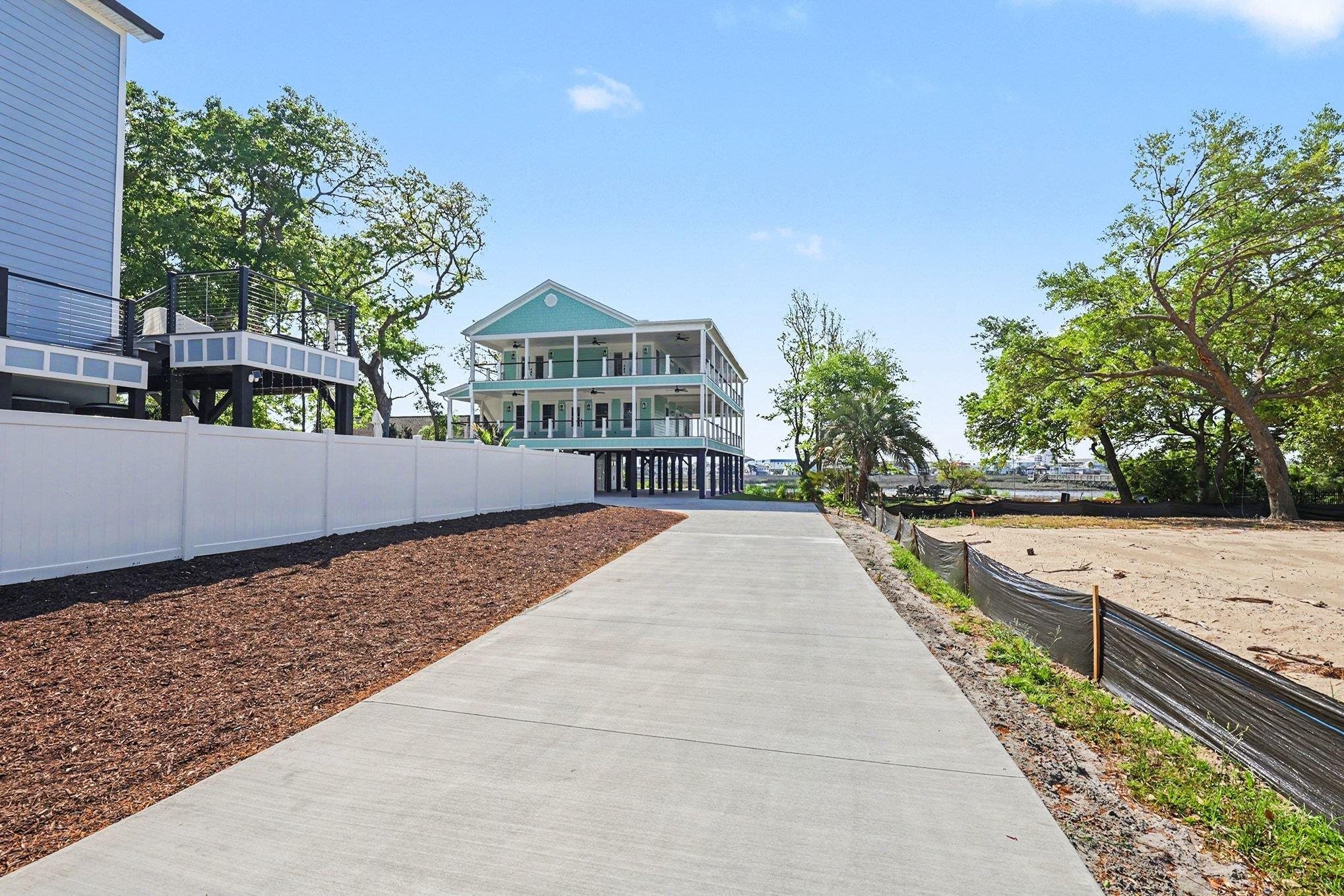 600 Elizabeth Dr. Property Photo 5