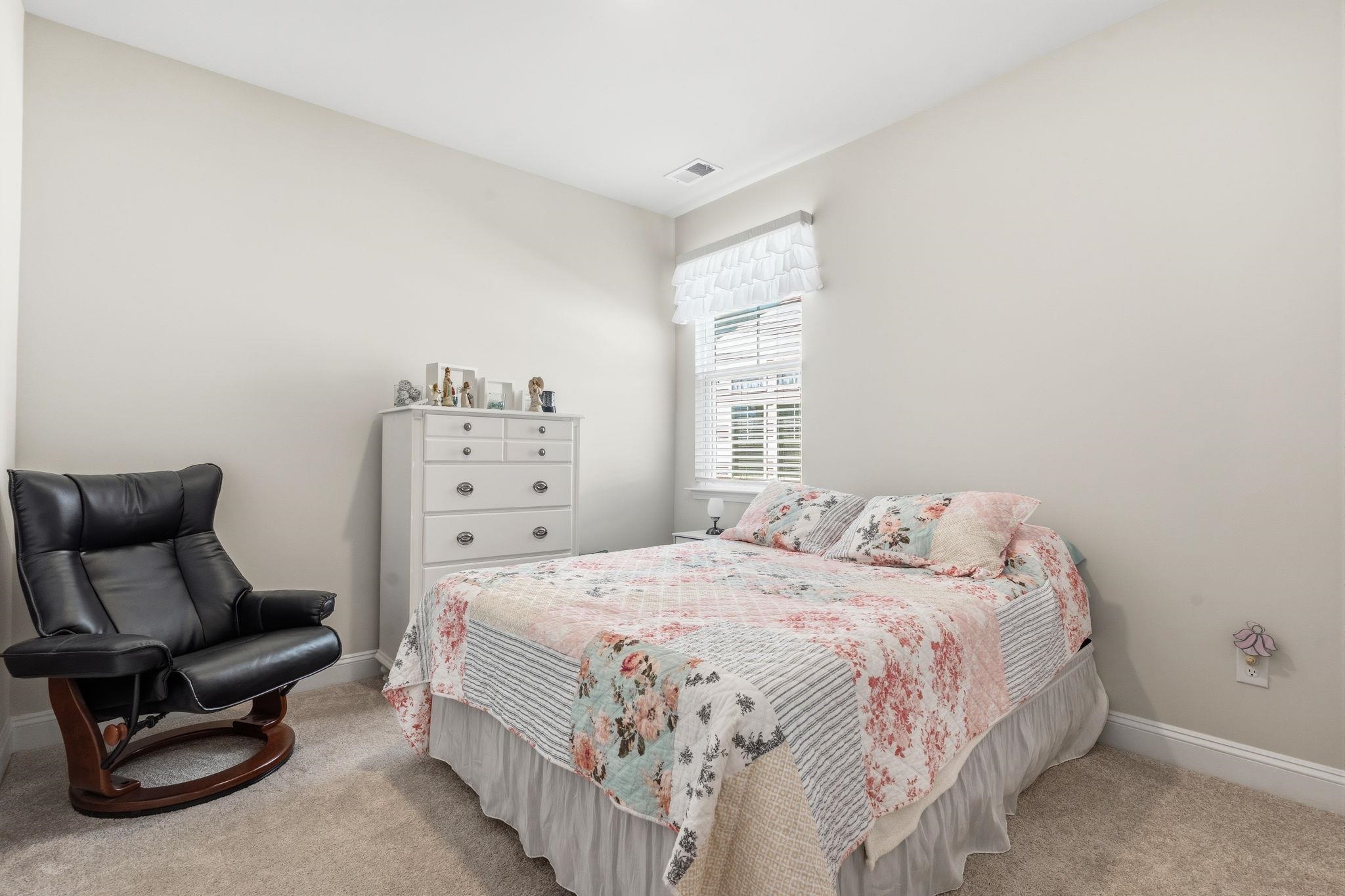 1138 Heather Glen Blvd. Property Photo 10