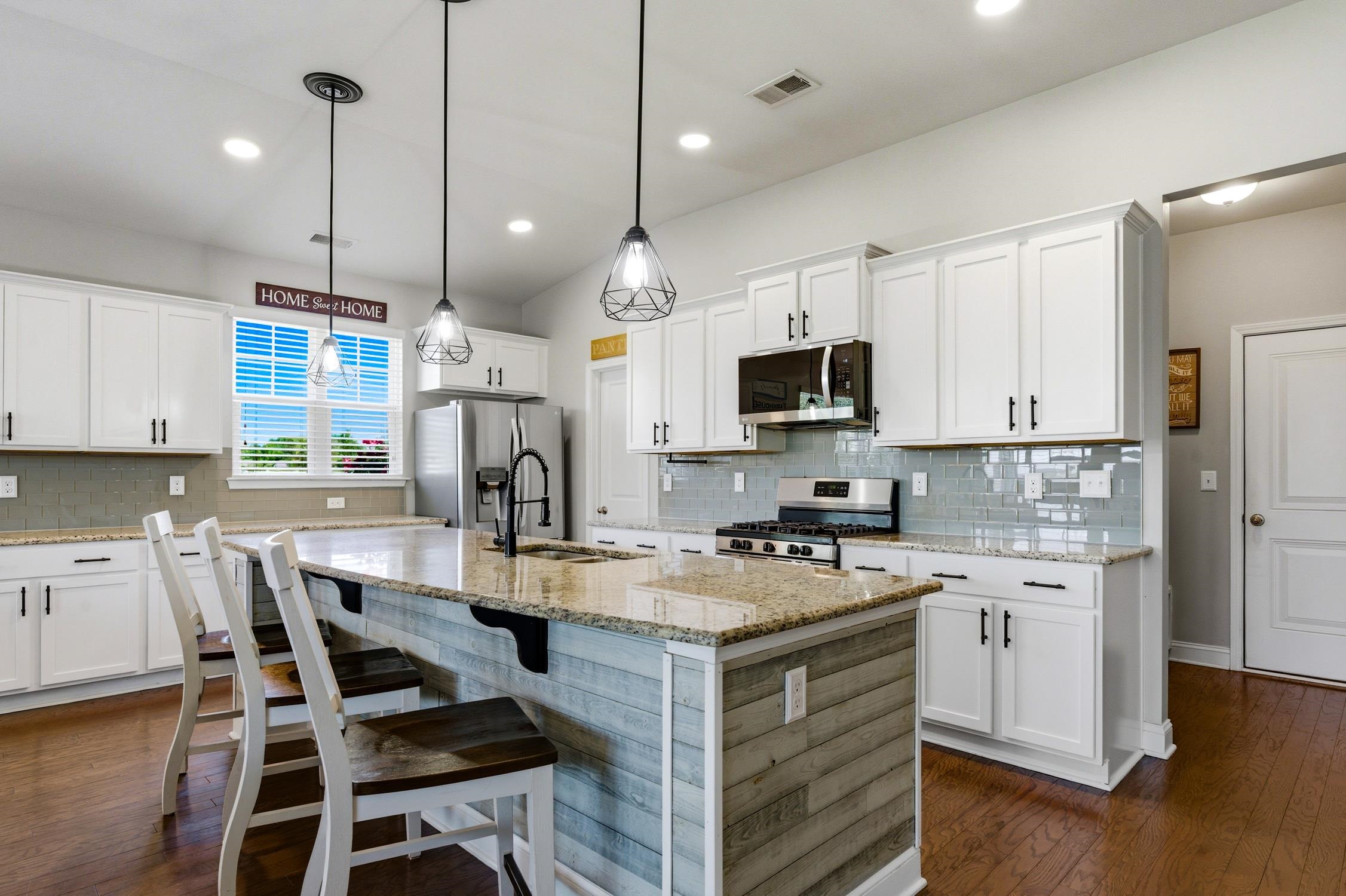 5100 Stockyard Loop Property Photo 6