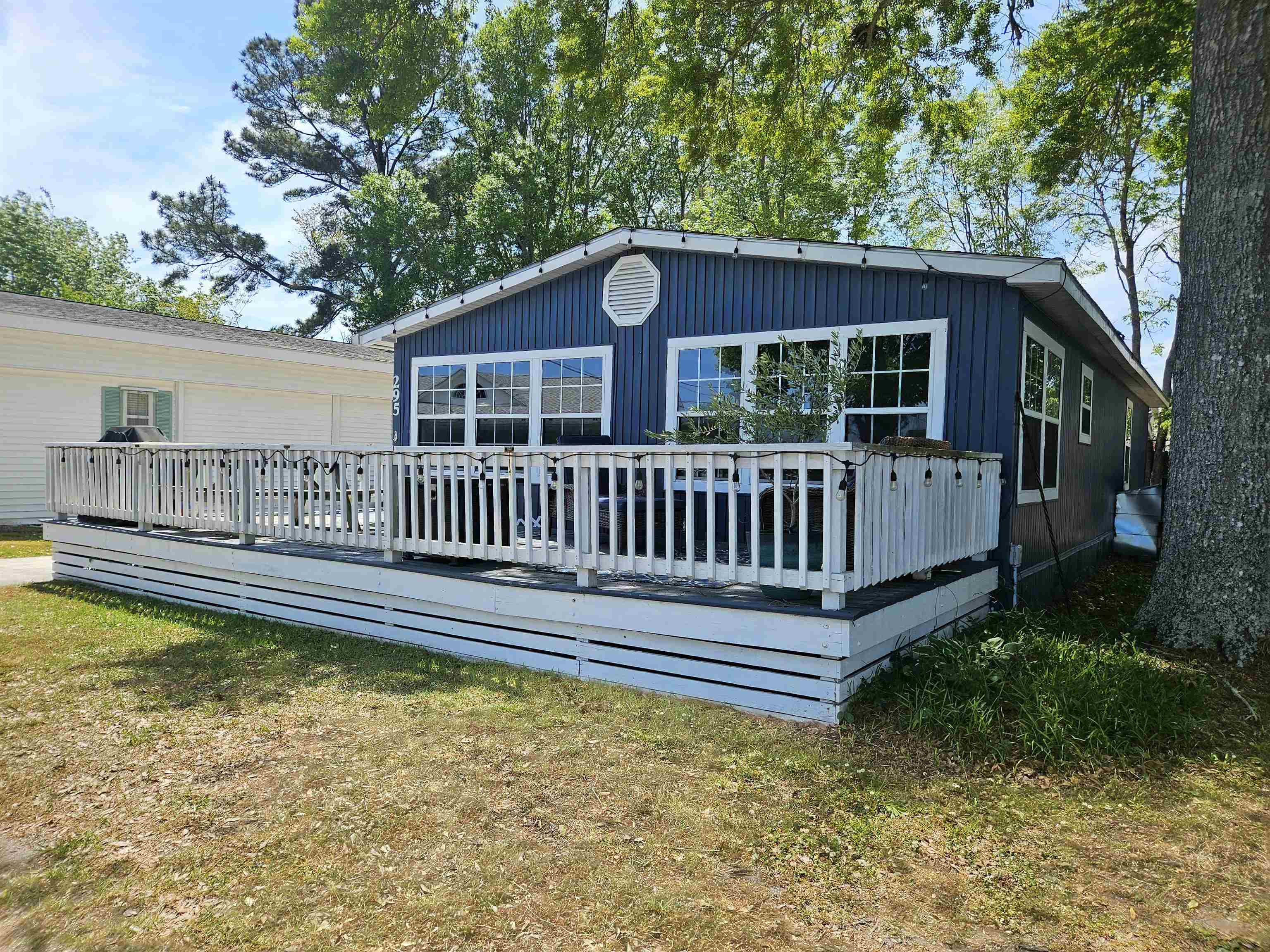 295 Sanddollar Dr. Property Photo 3