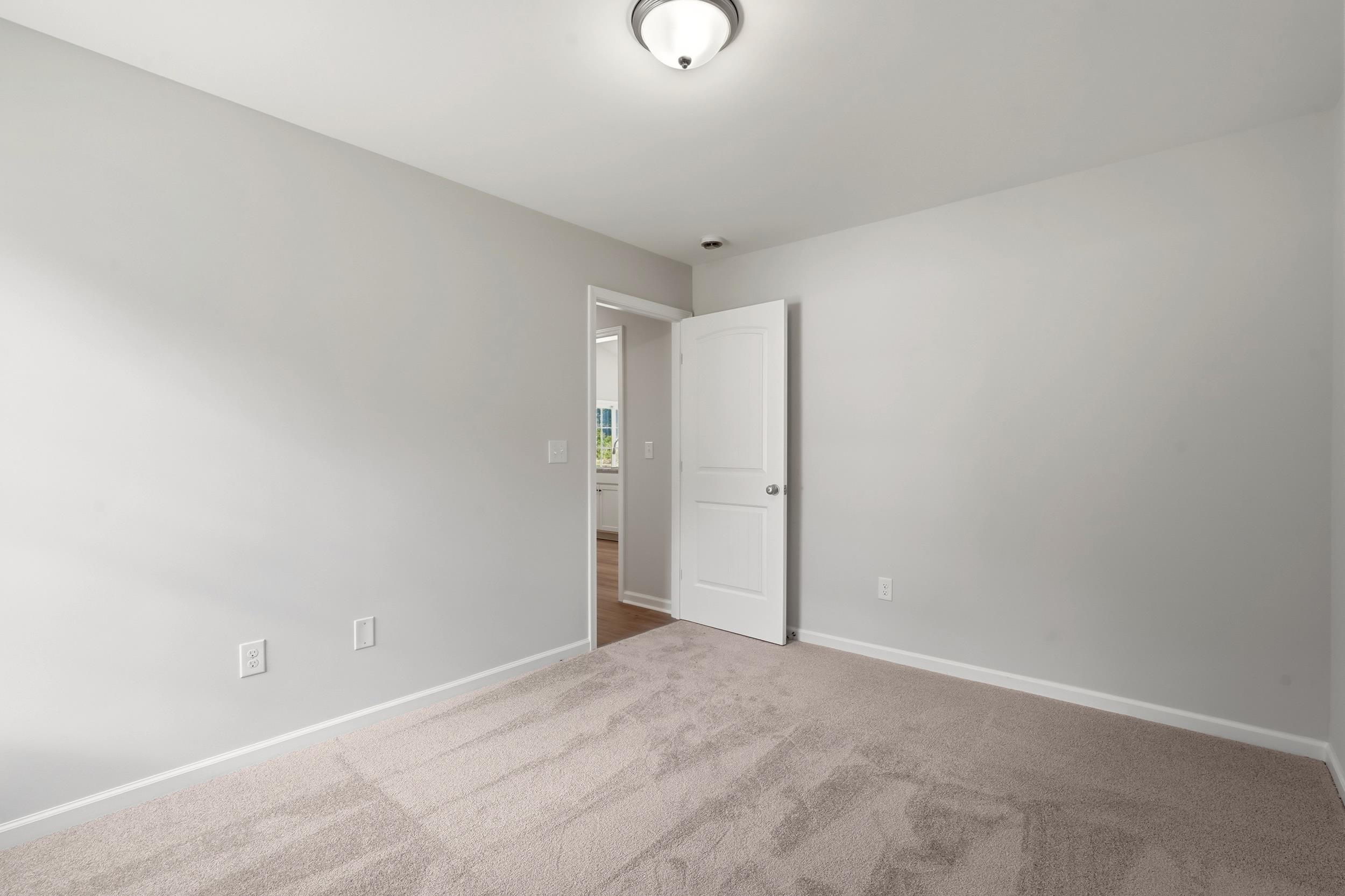 54 Bennington Ct Property Photo 12