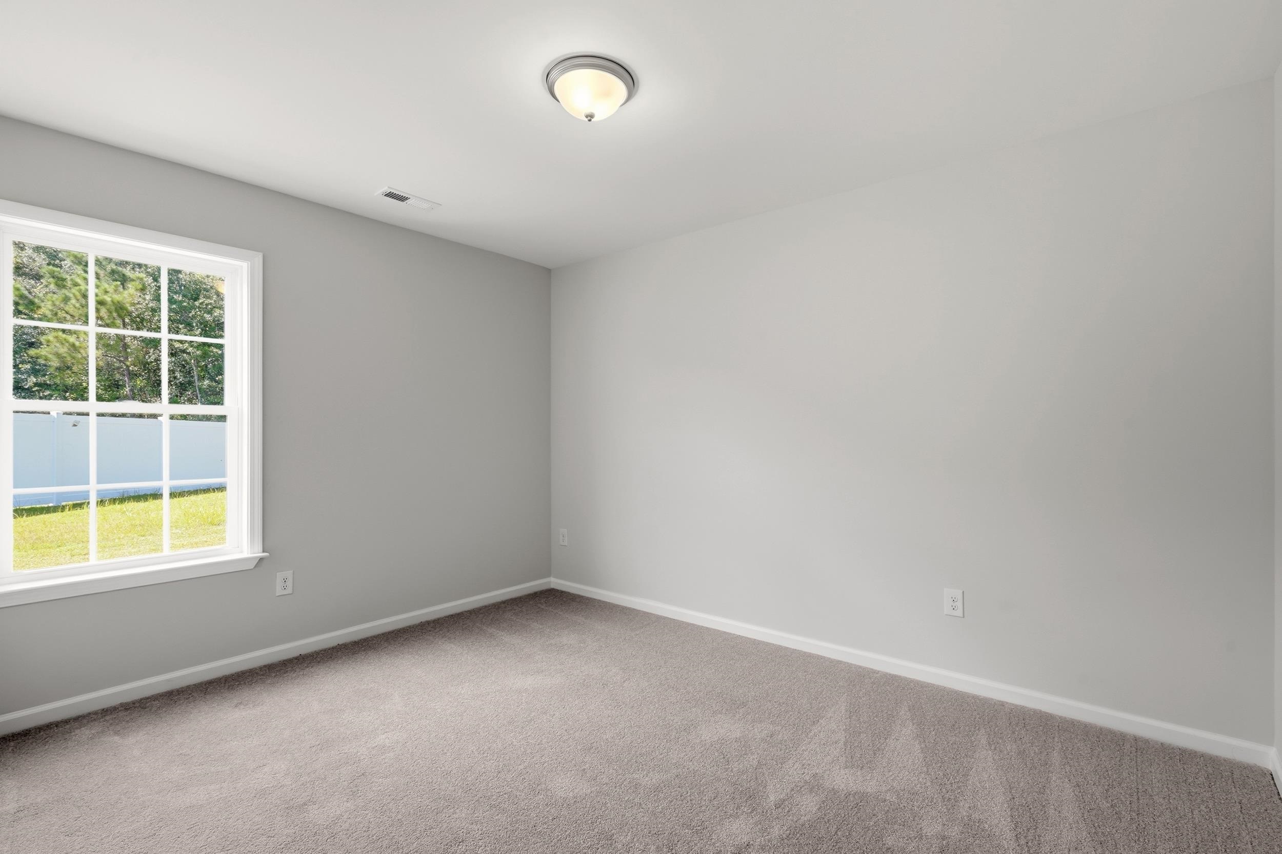 54 Bennington Ct Property Photo 15