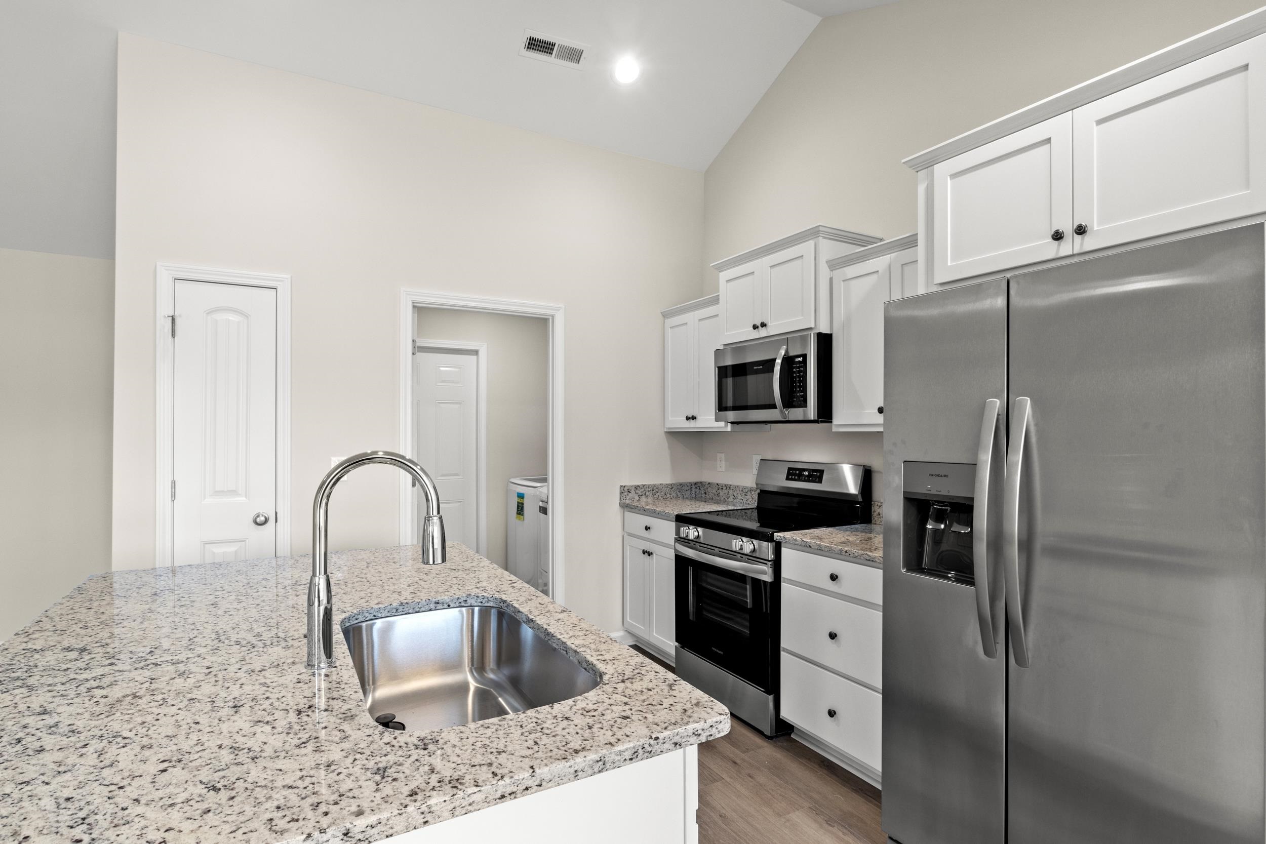 64 Bennington Ct Property Photo 10