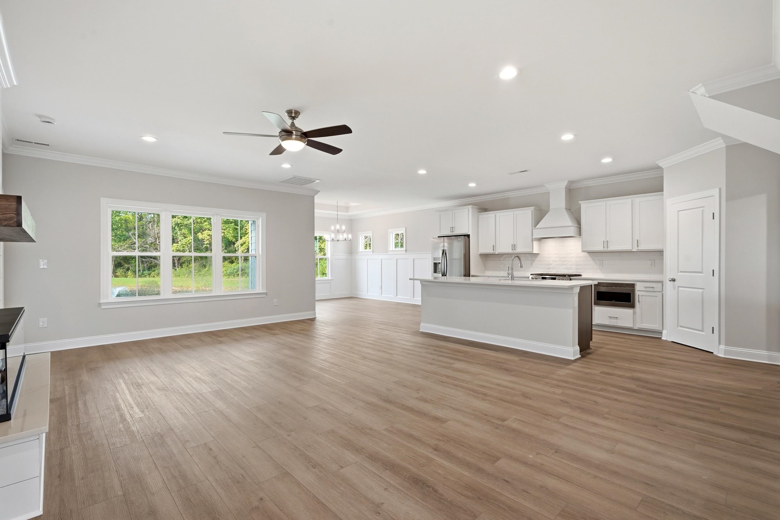 1105 Crooked Hook Rd. Property Photo 3