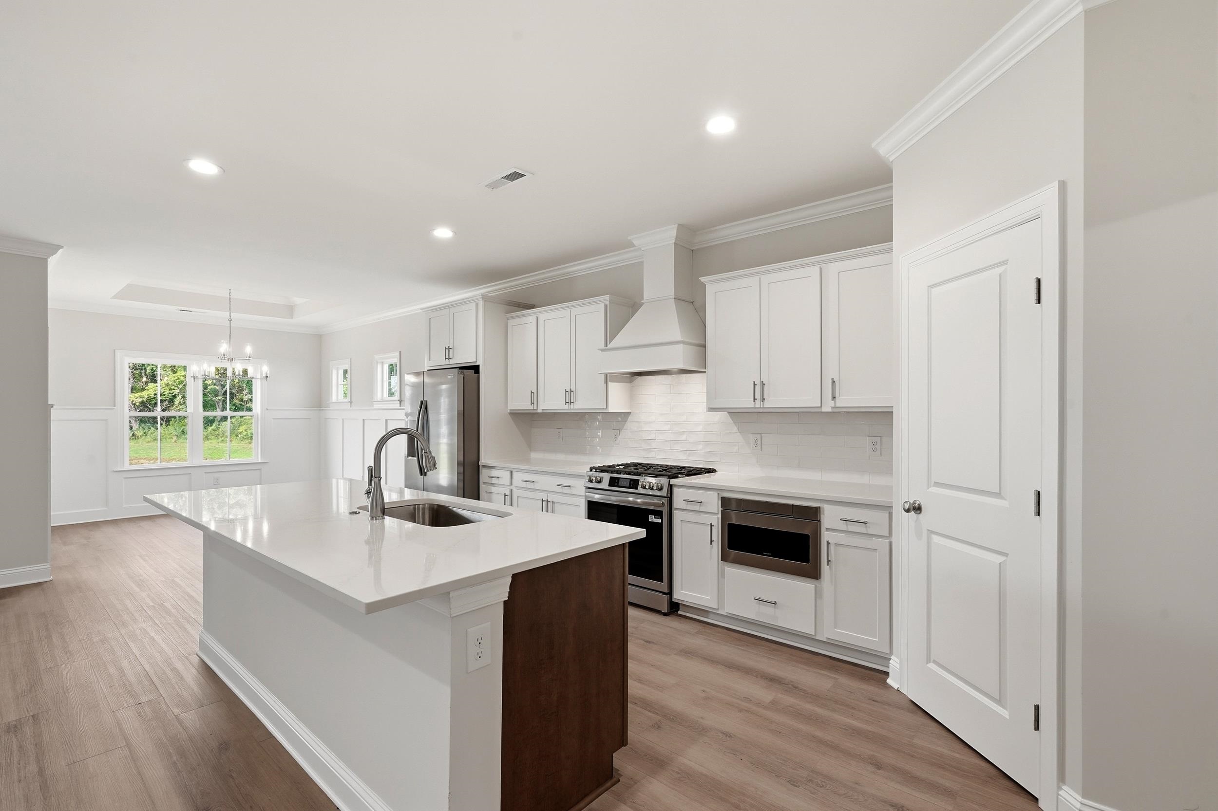 1105 Crooked Hook Rd. Property Photo 6