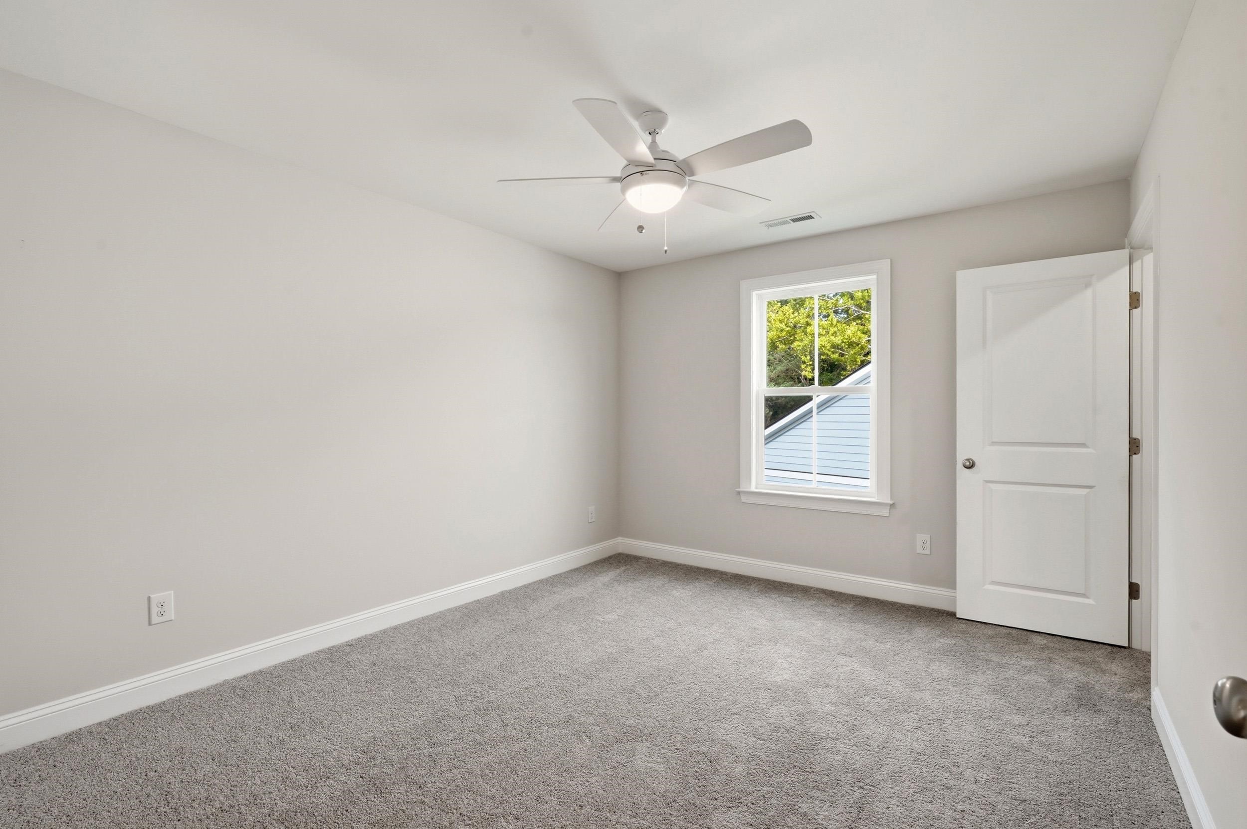 1105 Crooked Hook Rd. Property Photo 10