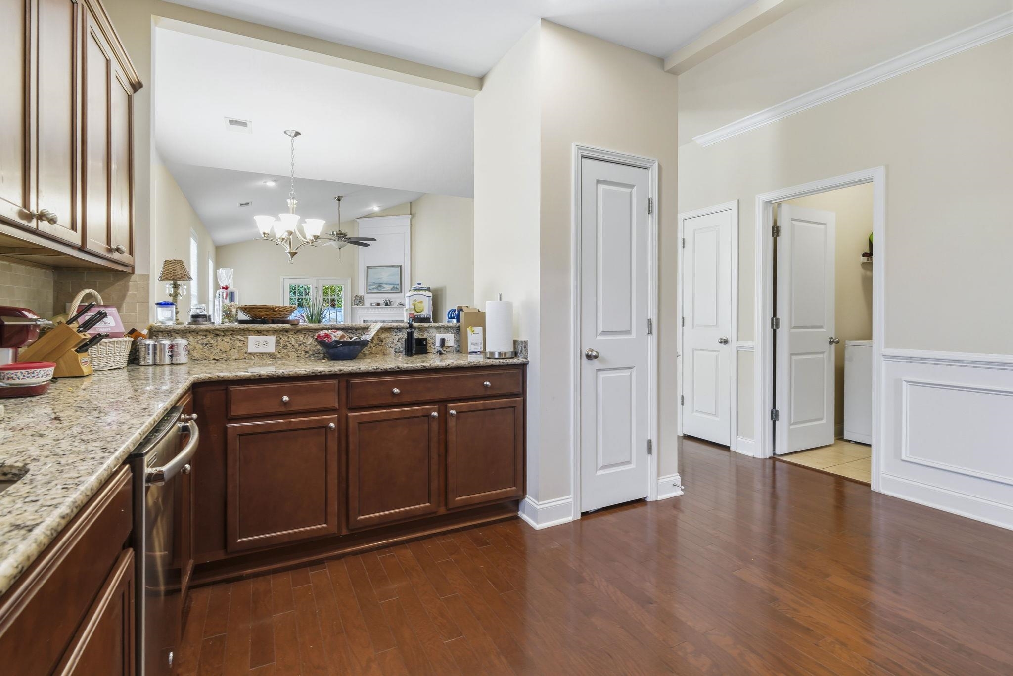 191 Coral Beach Circle Property Photo 7