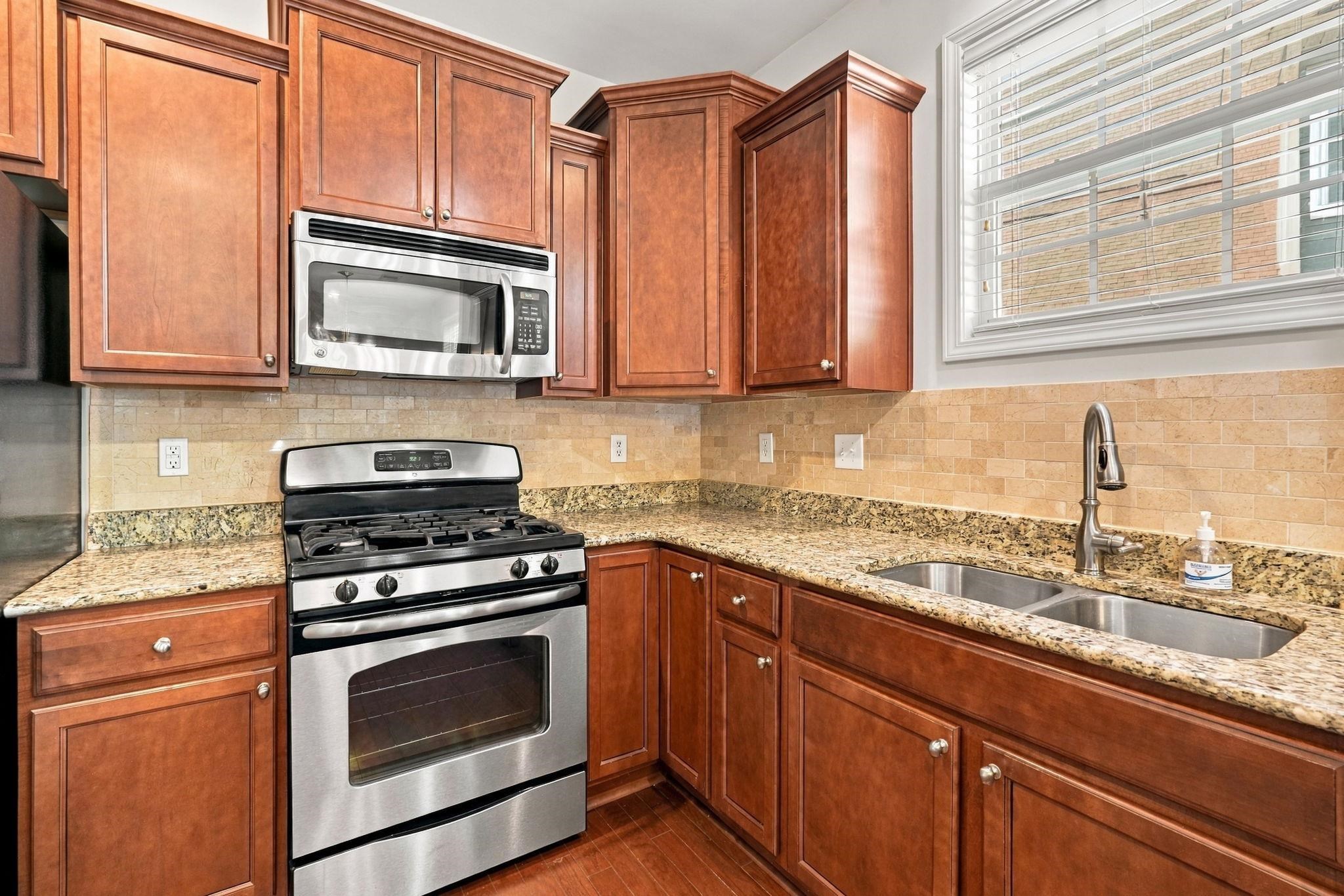 191 Coral Beach Circle Property Photo 8