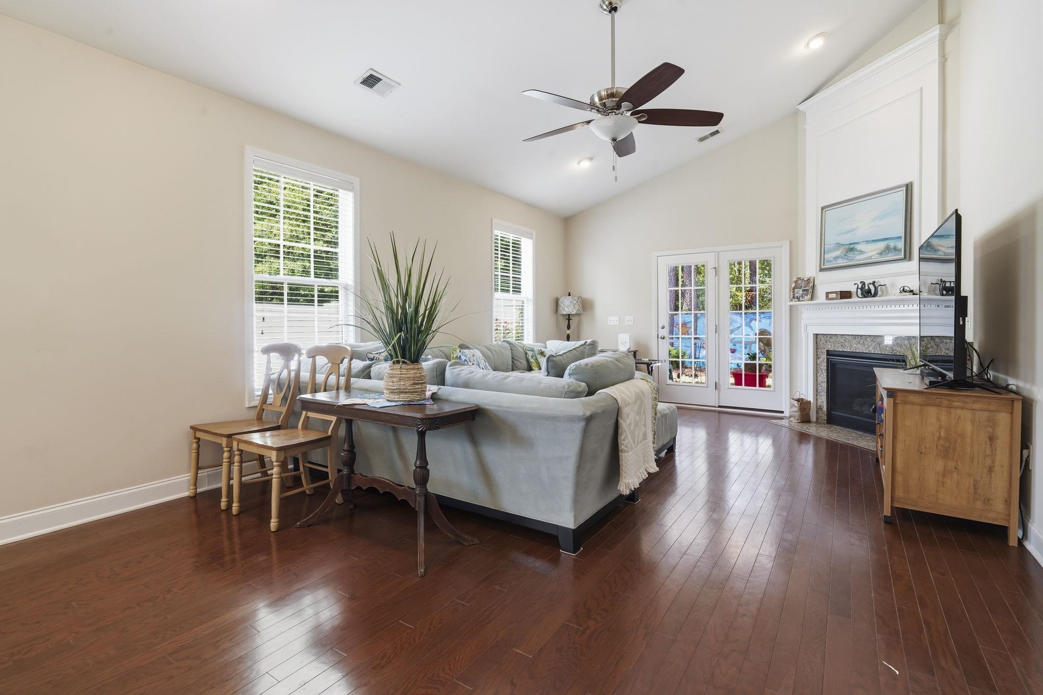 191 Coral Beach Circle Property Photo 11