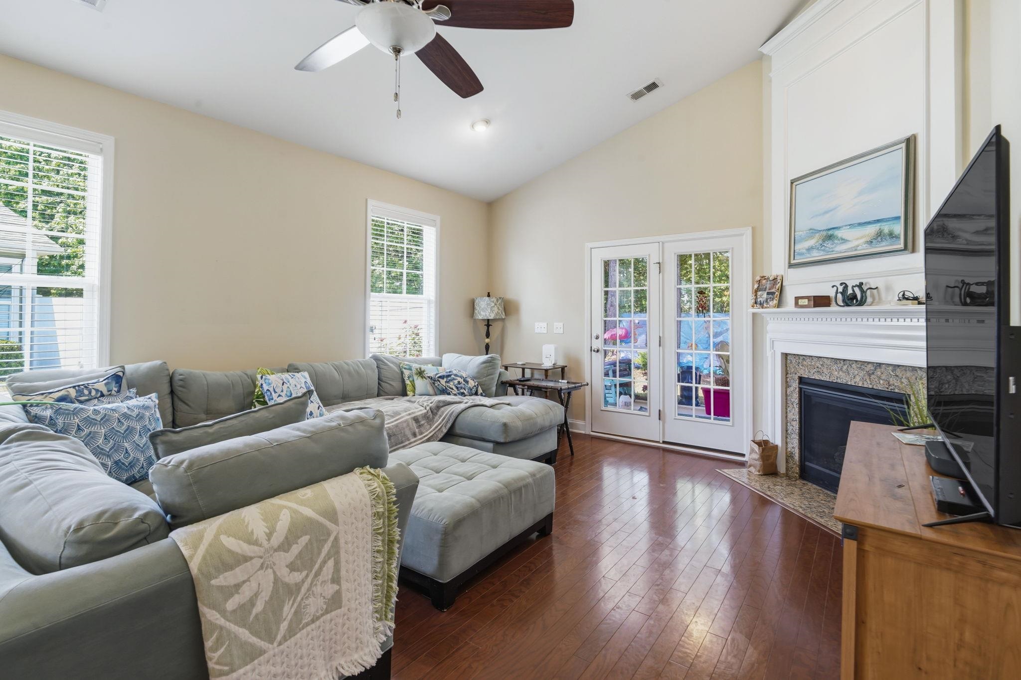 191 Coral Beach Circle Property Photo 12