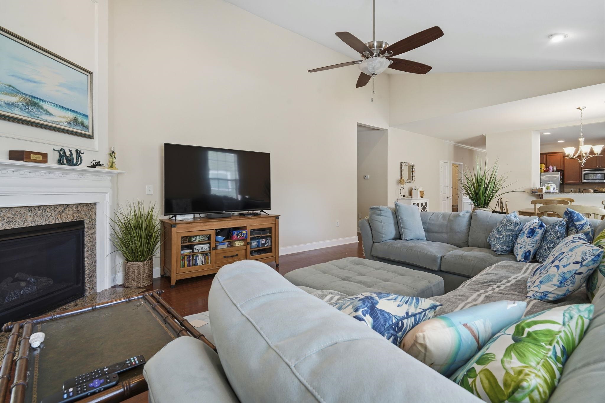191 Coral Beach Circle Property Photo 13