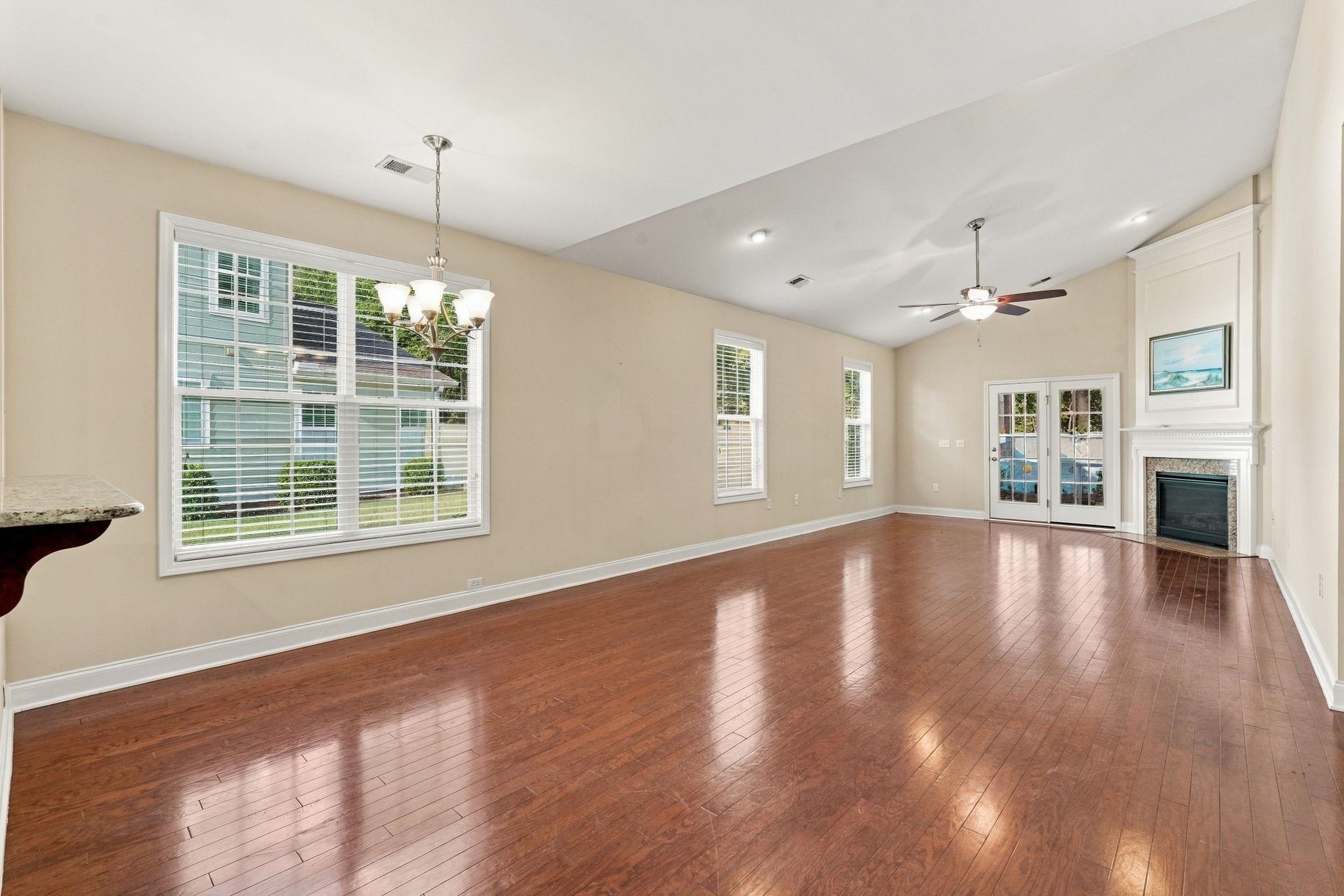 191 Coral Beach Circle Property Photo 13