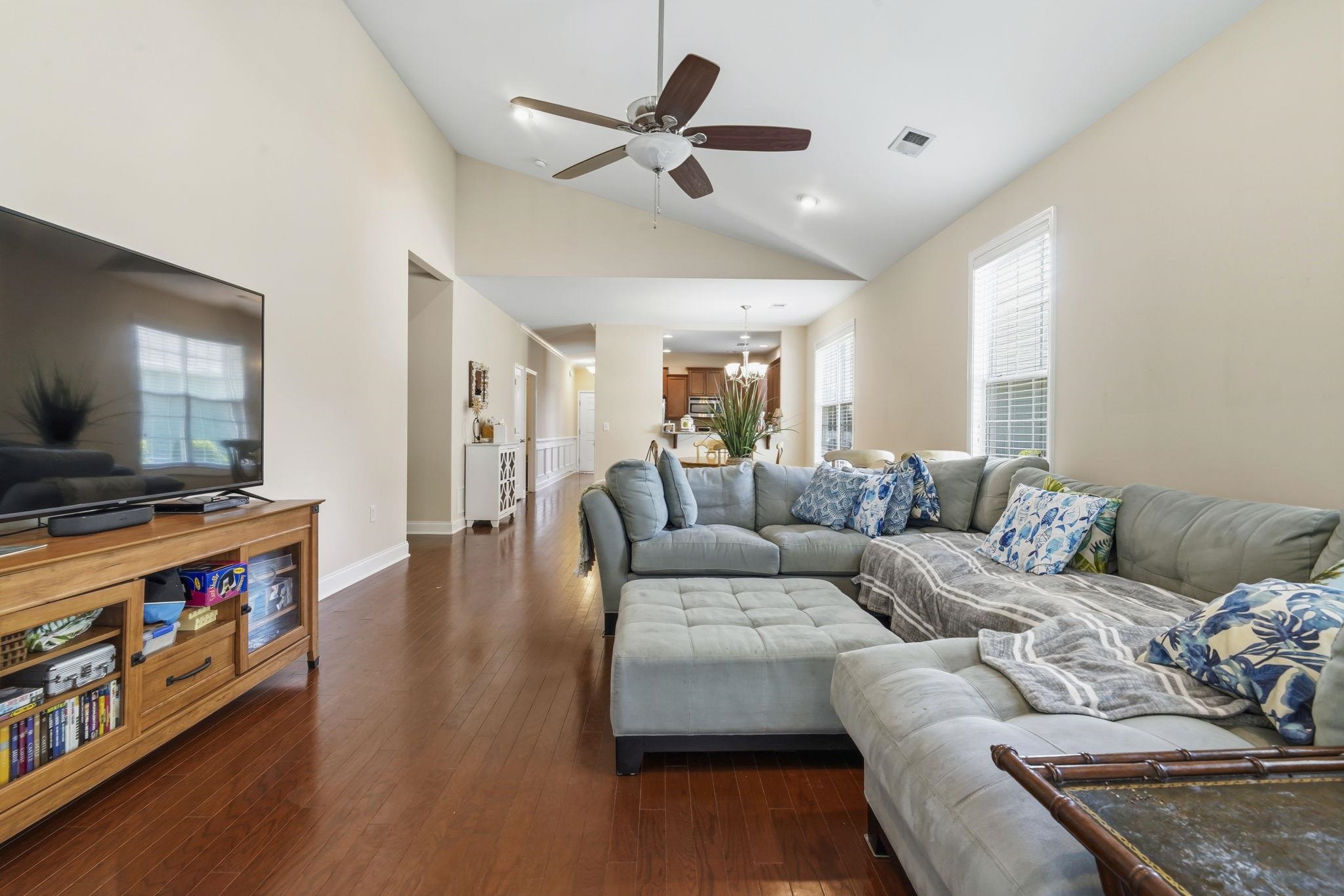 191 Coral Beach Circle Property Photo 14