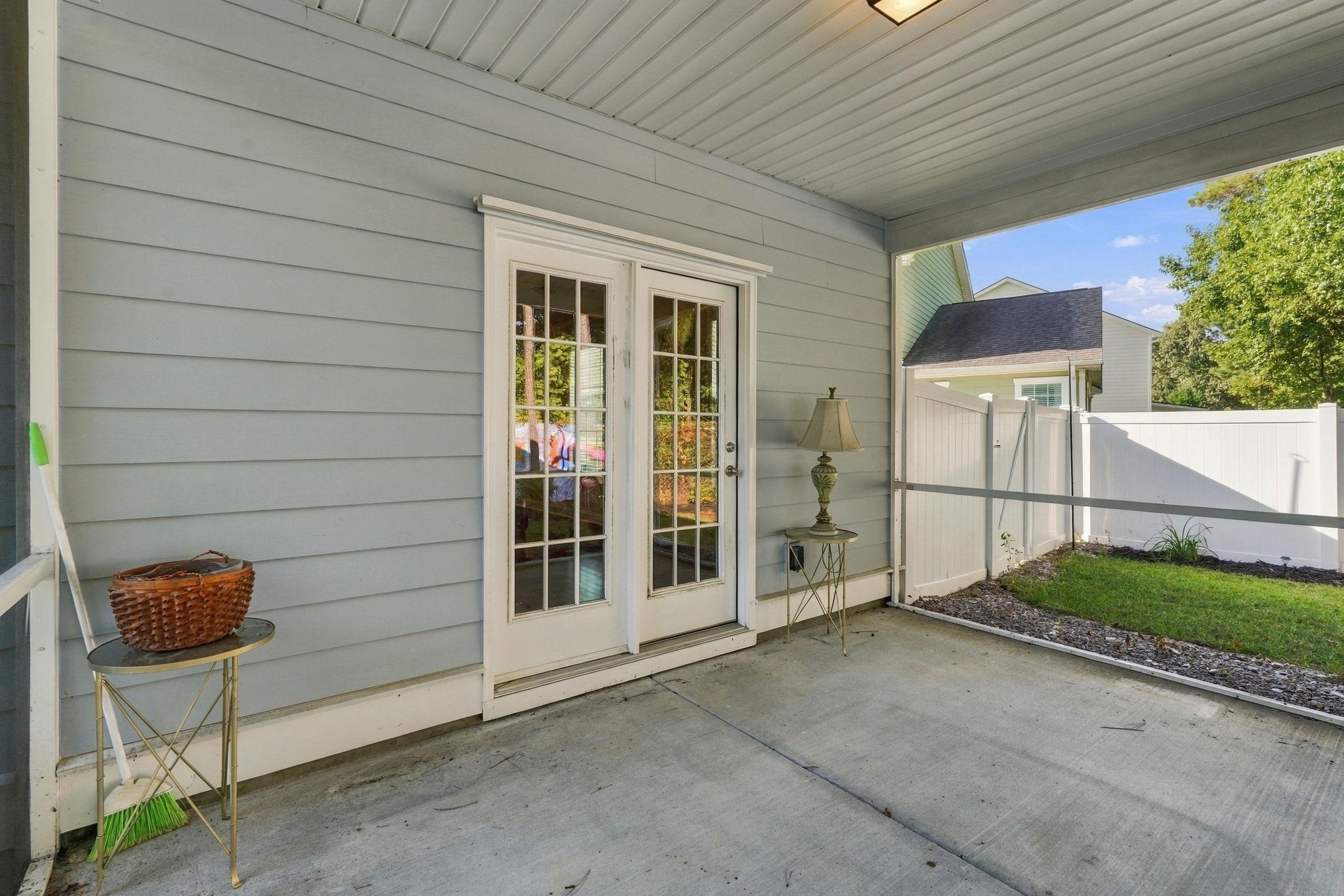 191 Coral Beach Circle Property Photo 25