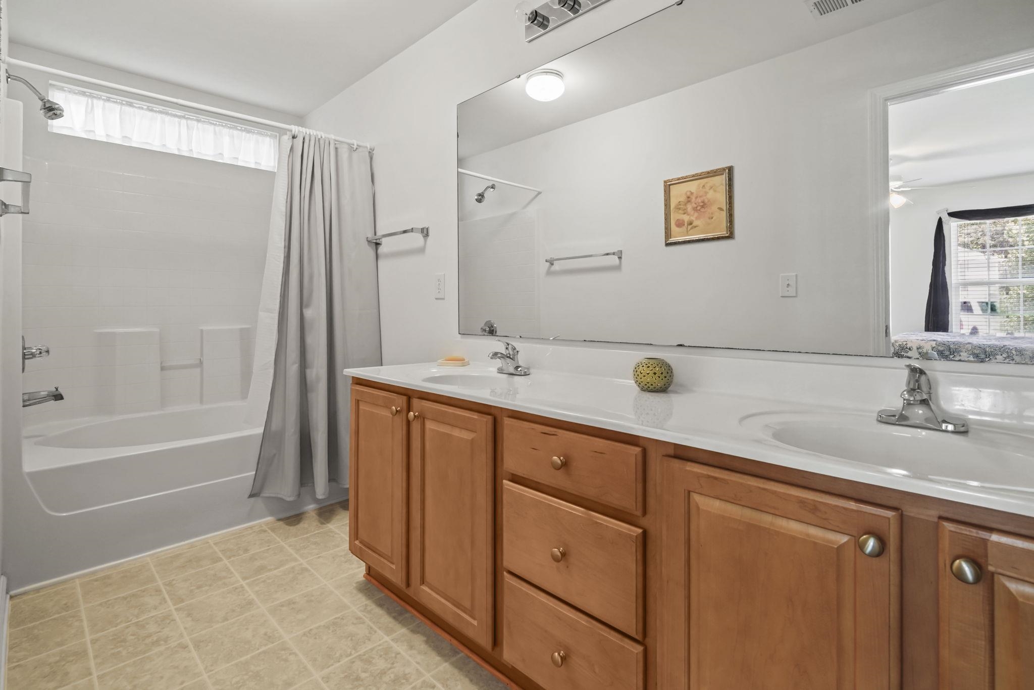 4657 Fringetree Dr. Property Photo 21