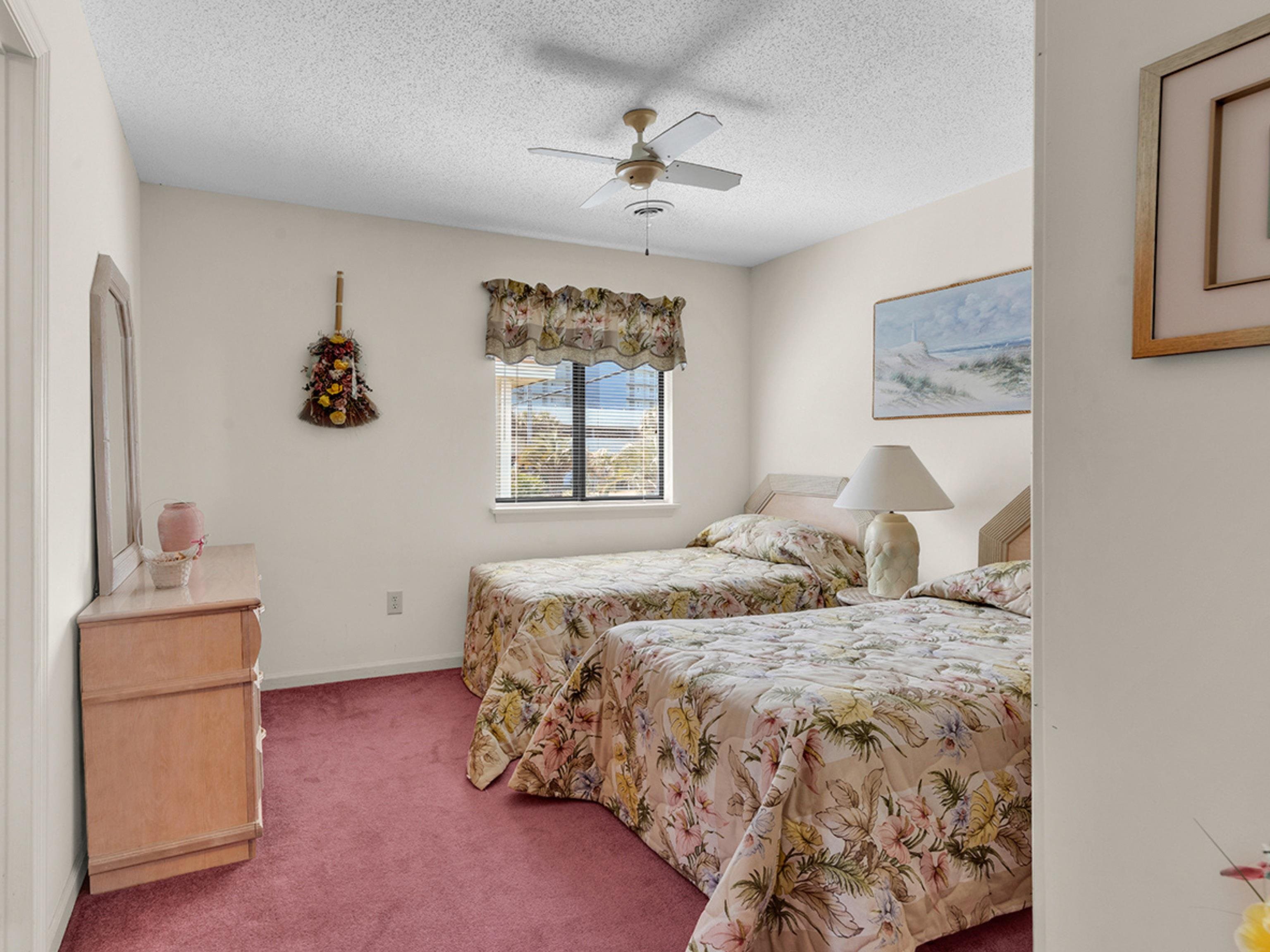 1107 N Waccamaw Dr. Property Photo 18