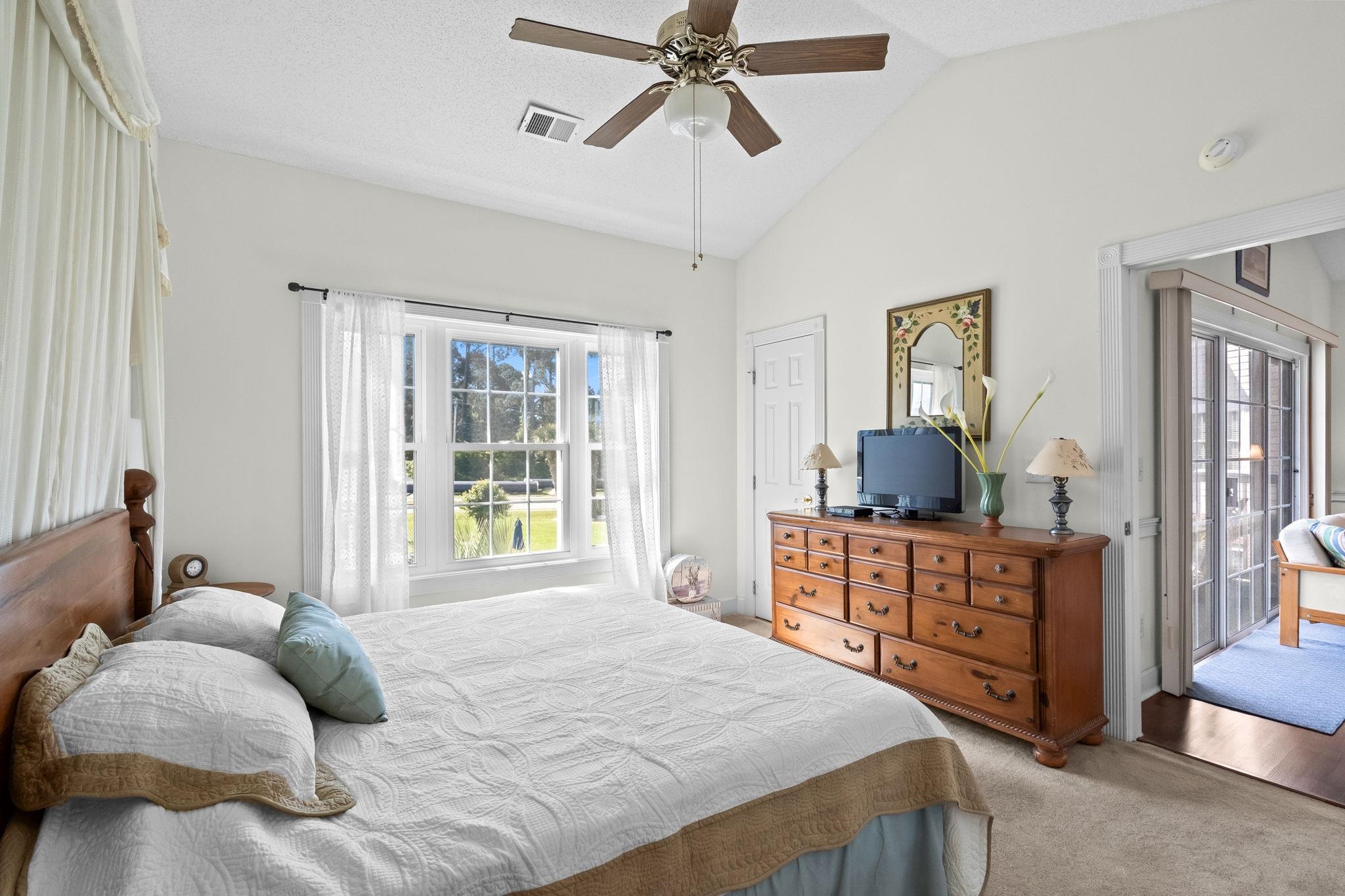 4870 Dahlia Ct. Property Photo 27
