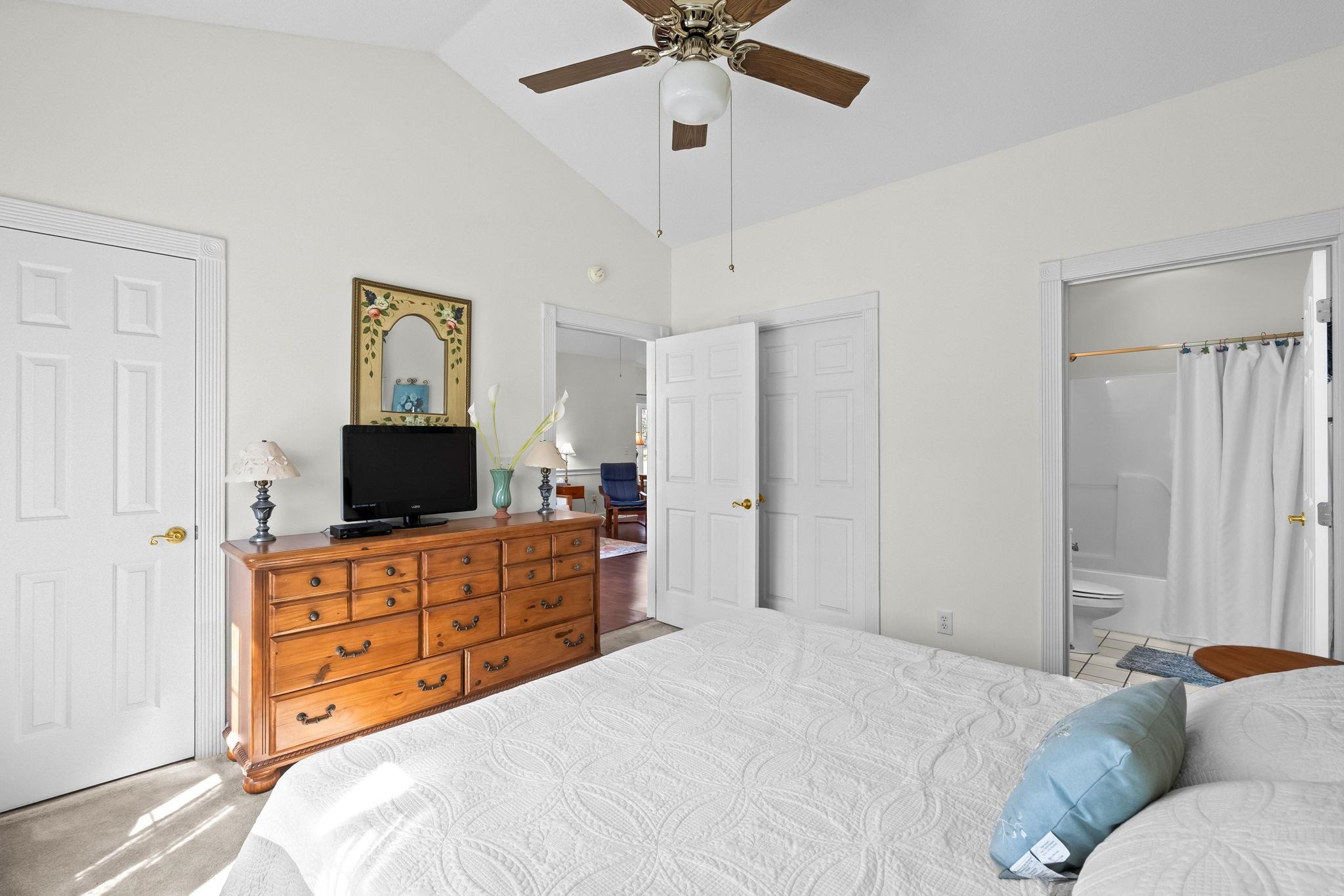 4870 Dahlia Ct. Property Photo 28