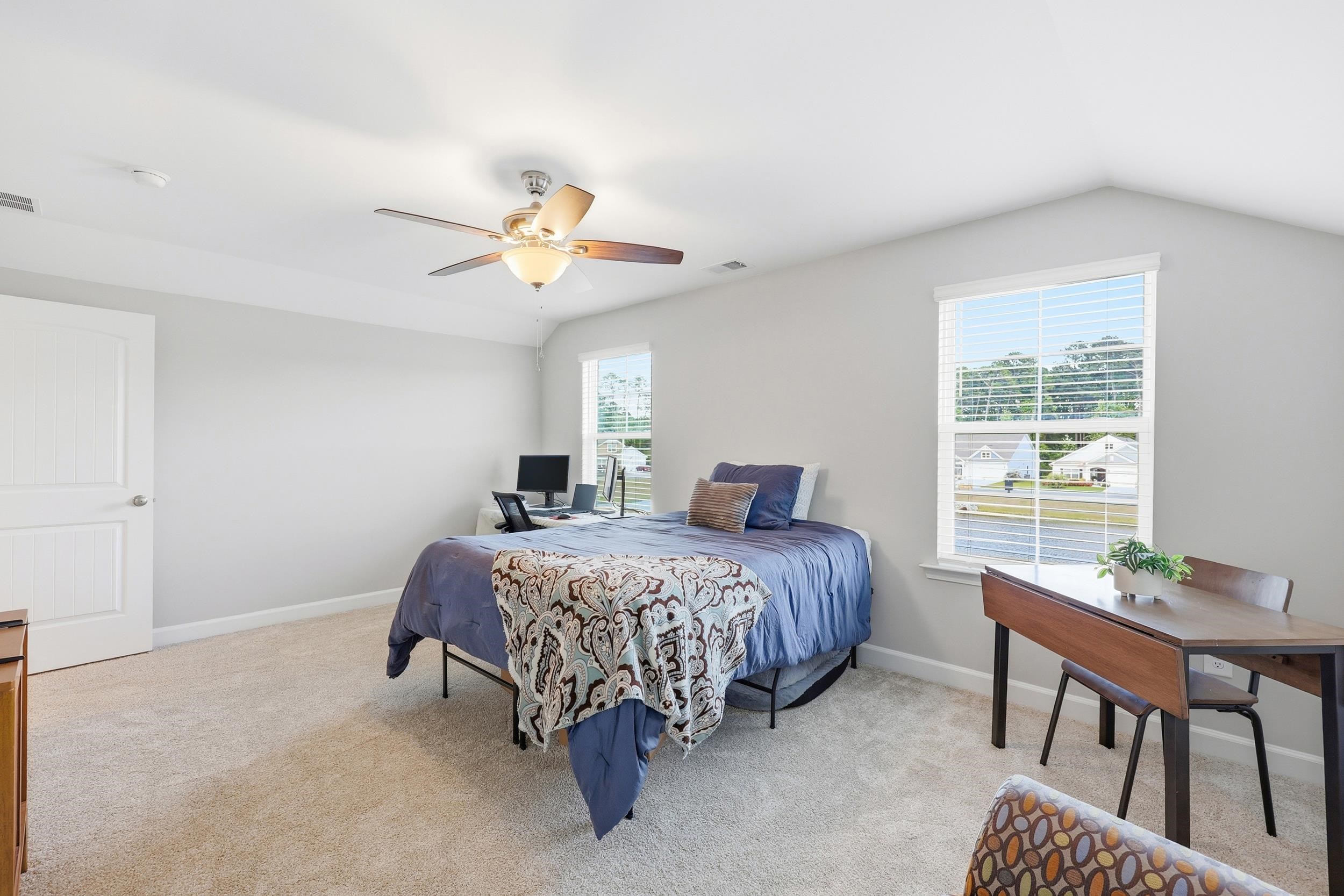 276 Sundew Loop Property Photo 36