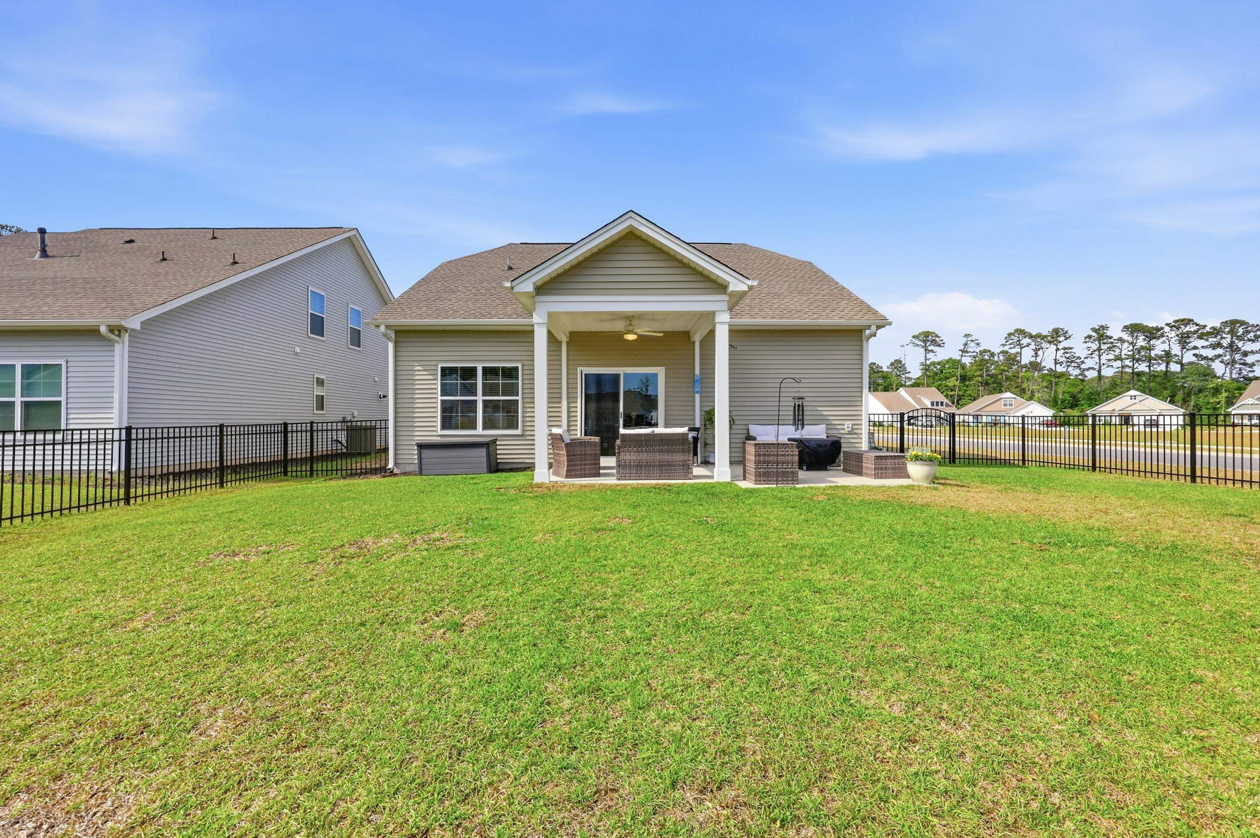 276 Sundew Loop Property Photo 44