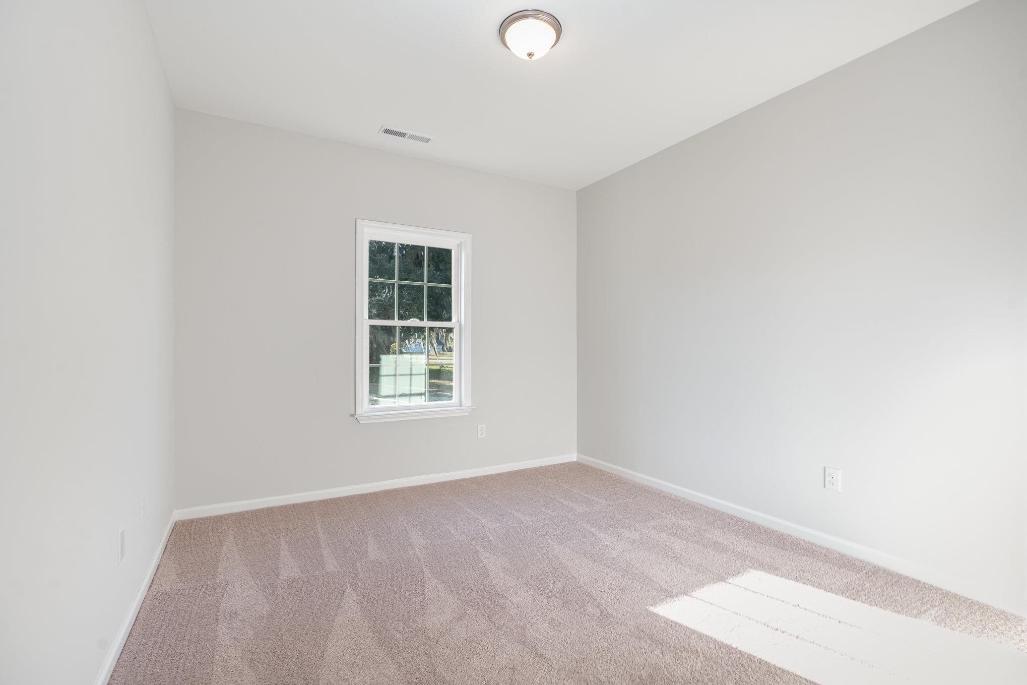 65 Bennington Ct Property Photo 16