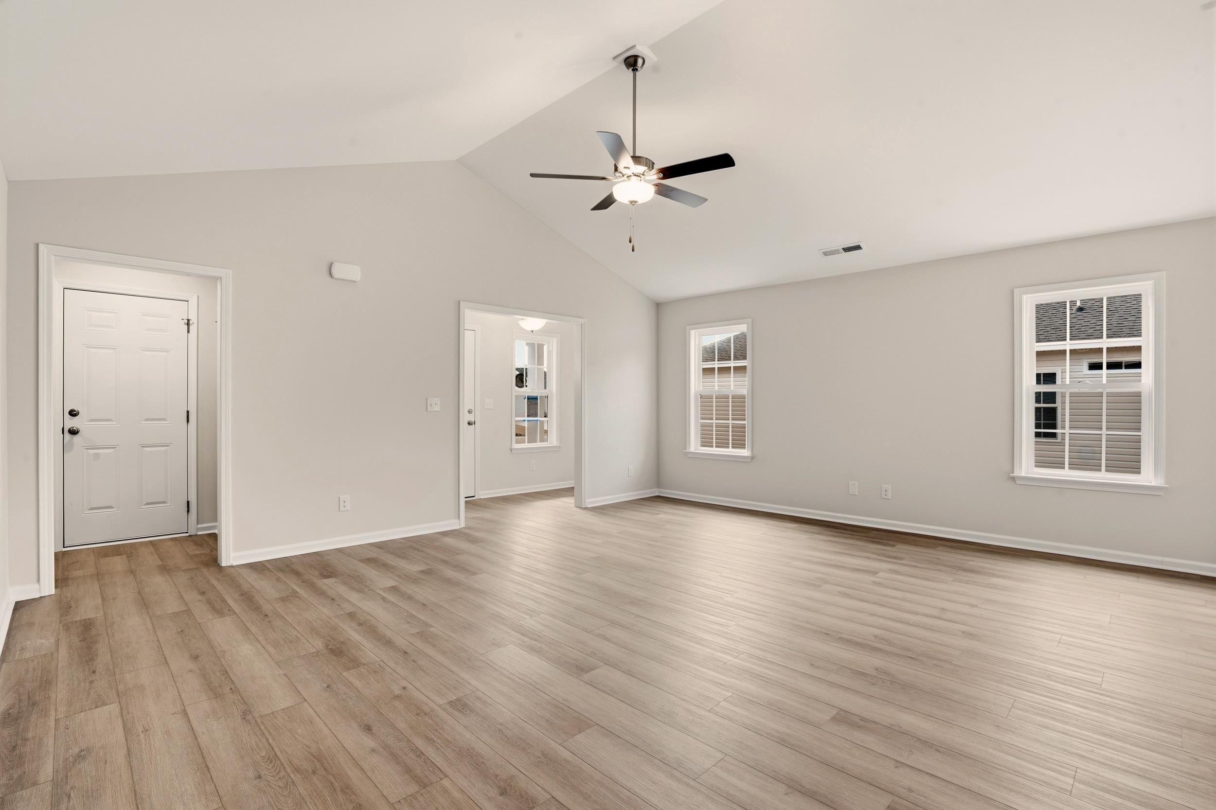 55 Bennington Ct Property Photo 2