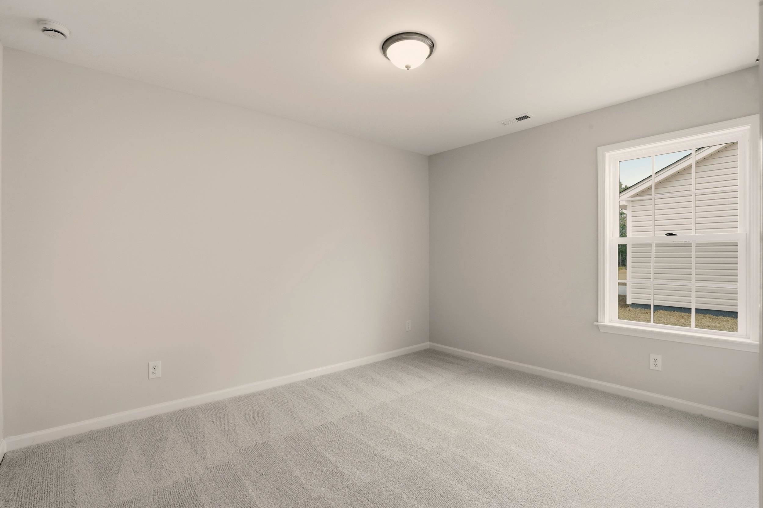 55 Bennington Ct Property Photo 8