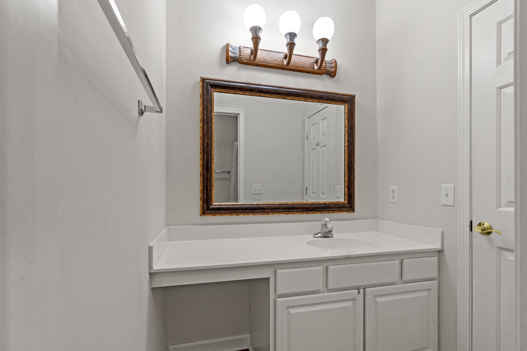 620 River Oaks Dr. Property Photo 13