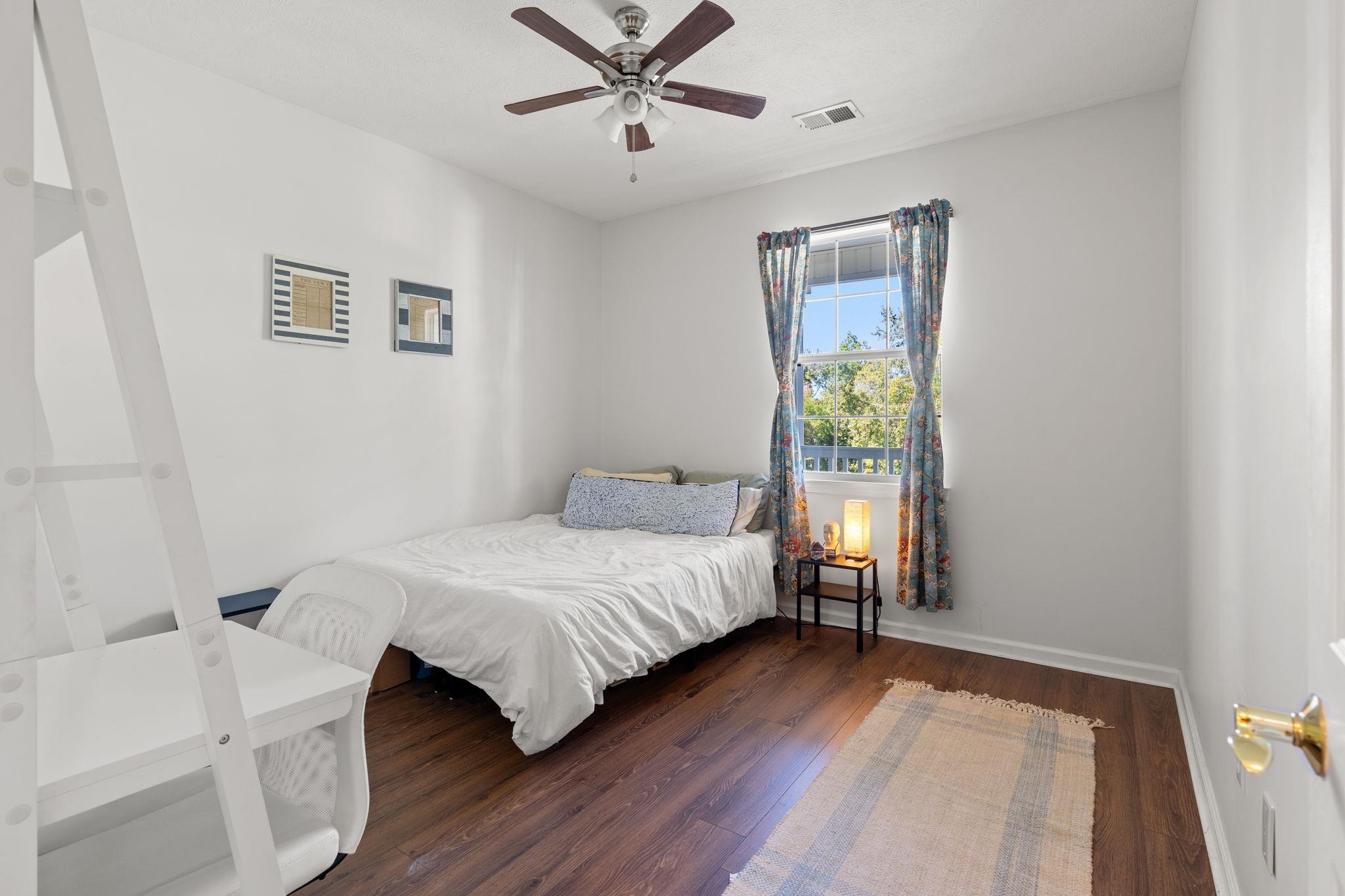 620 River Oaks Dr. Property Photo 15