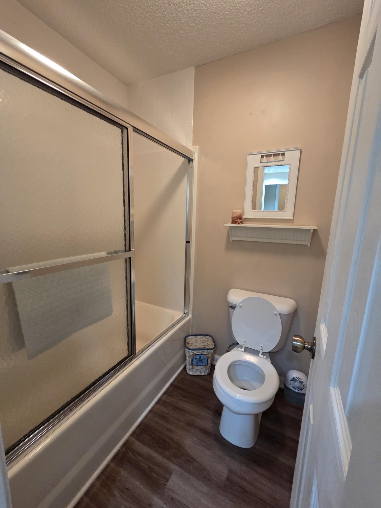 1900 Duffy St. Property Photo 11
