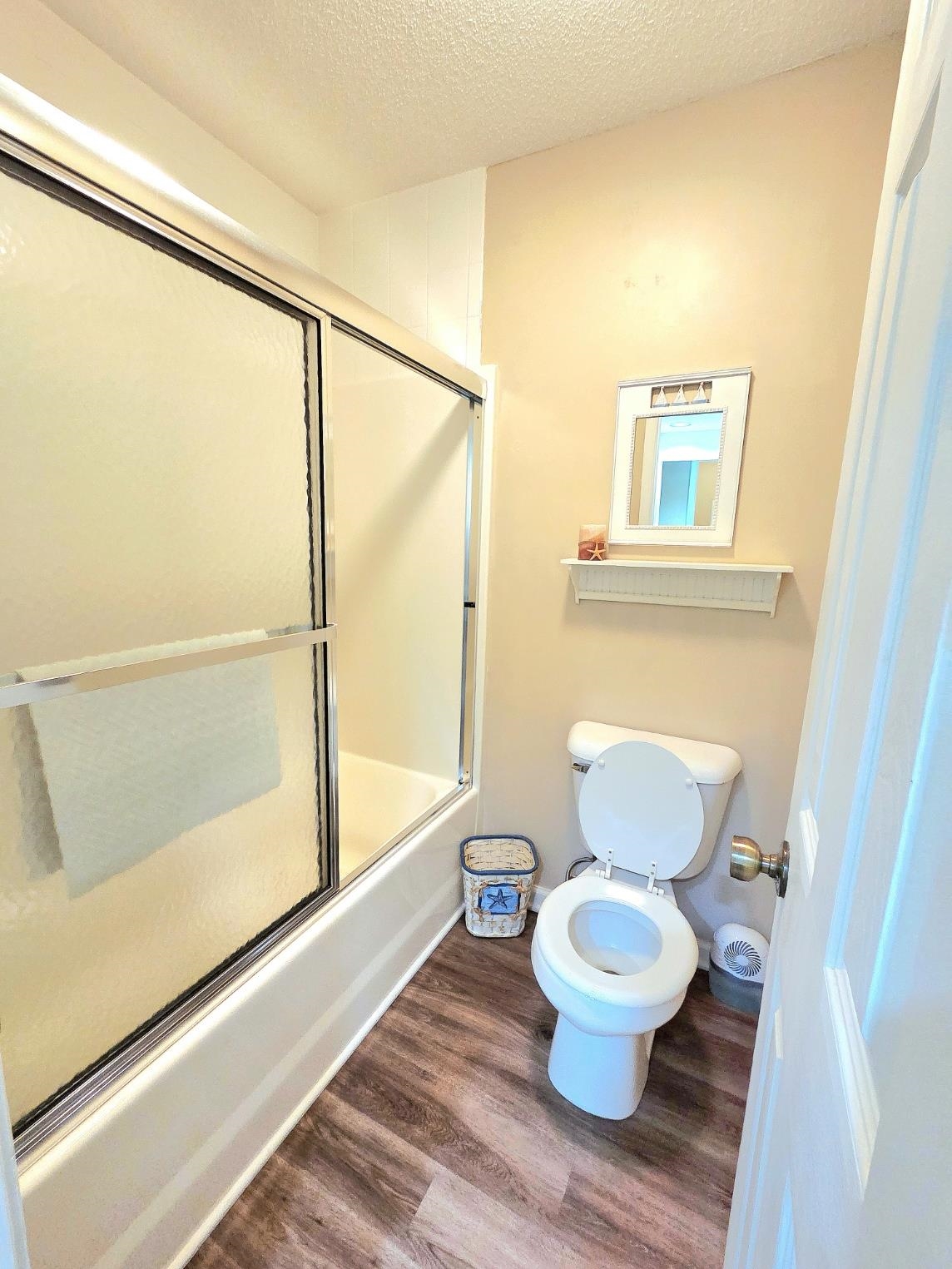 1900 Duffy St. Property Photo 11