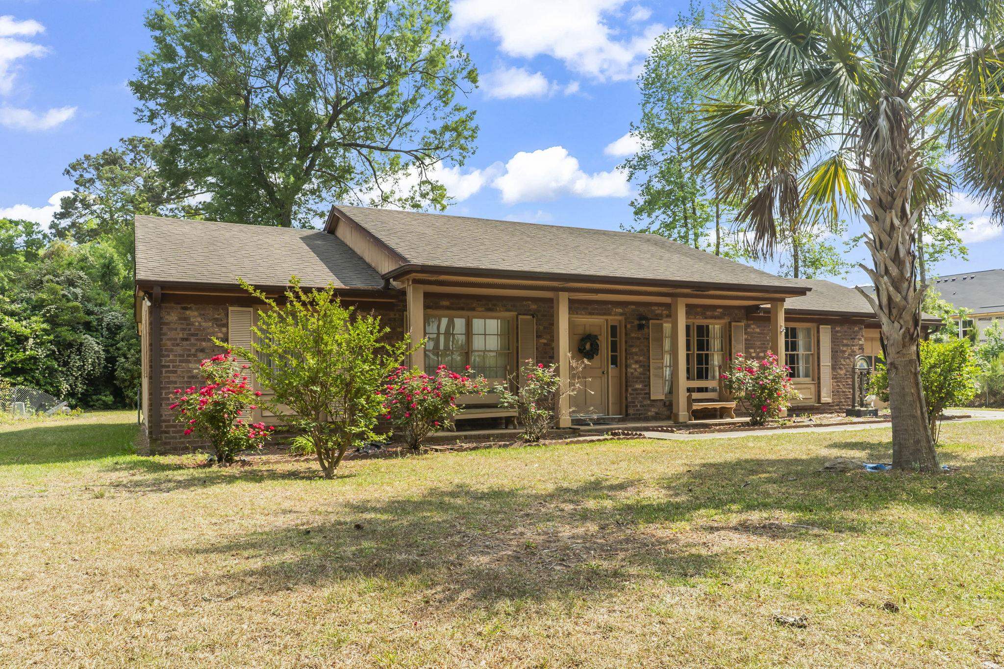 1503 Forestbrook Rd. Property Photo 2