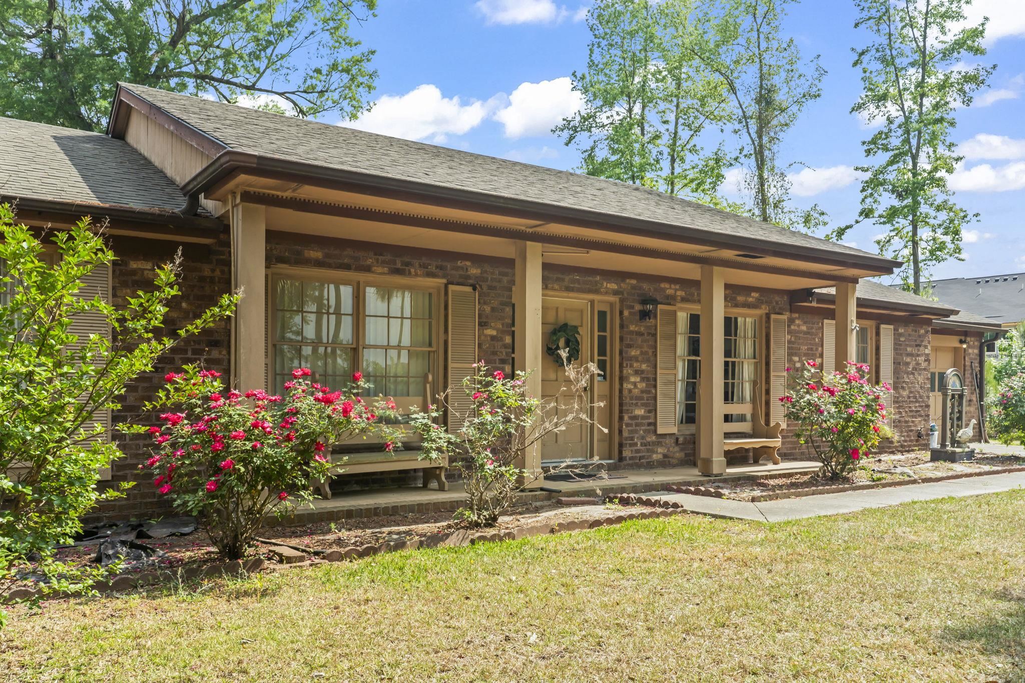 1503 Forestbrook Rd. Property Photo 4
