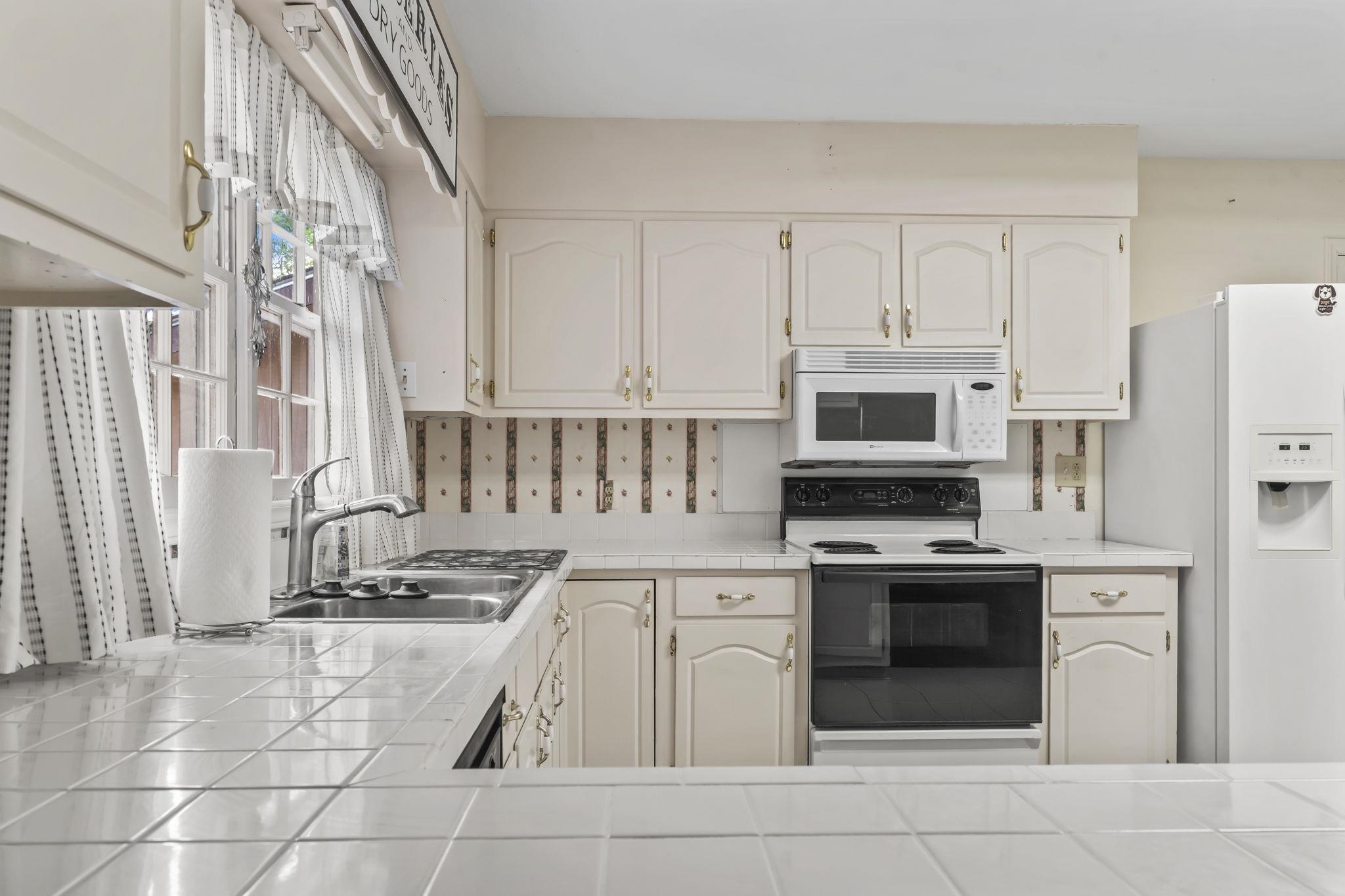 1503 Forestbrook Rd. Property Photo 16