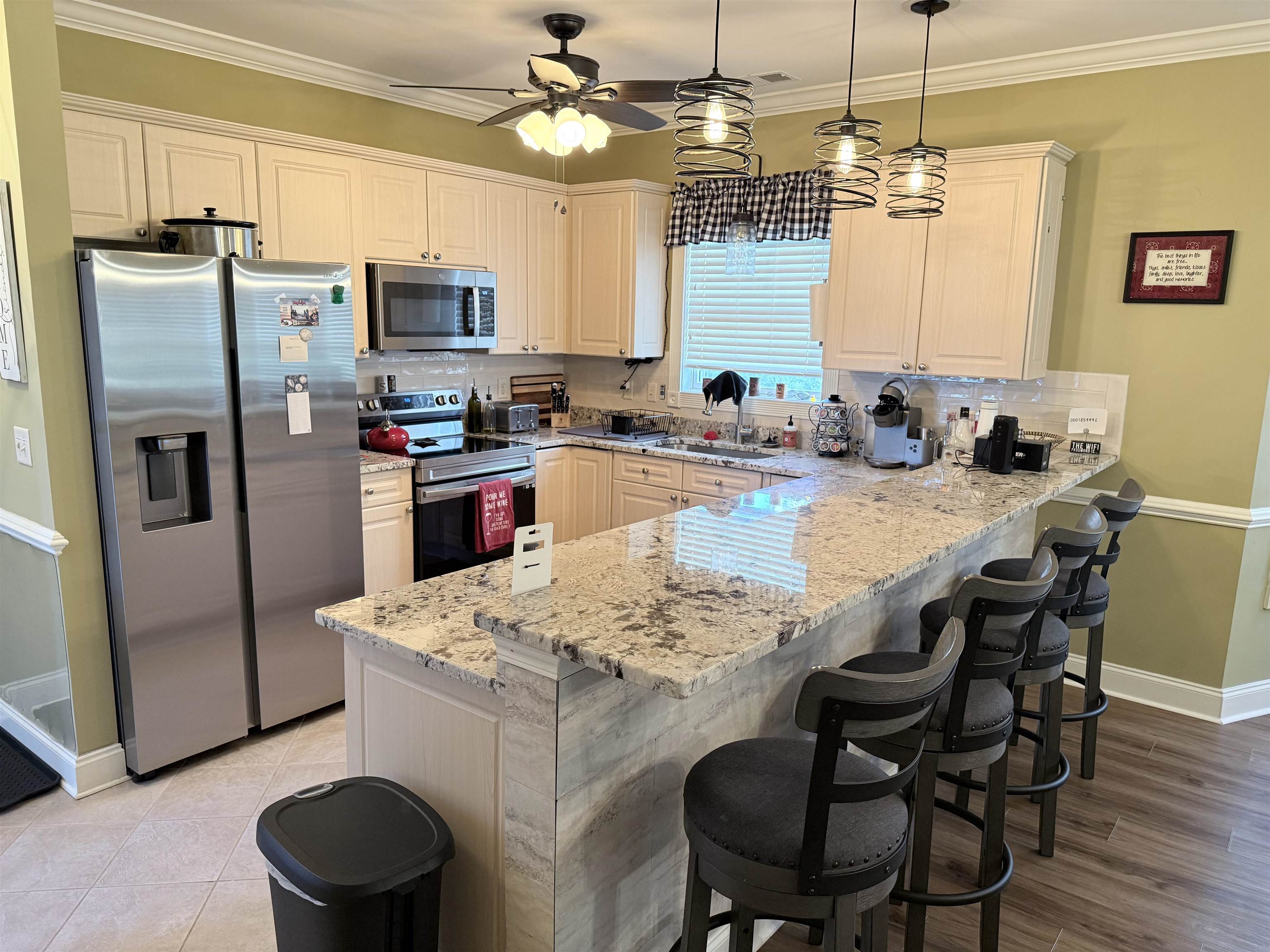 4882 Luster Leaf Circle Property Photo 2