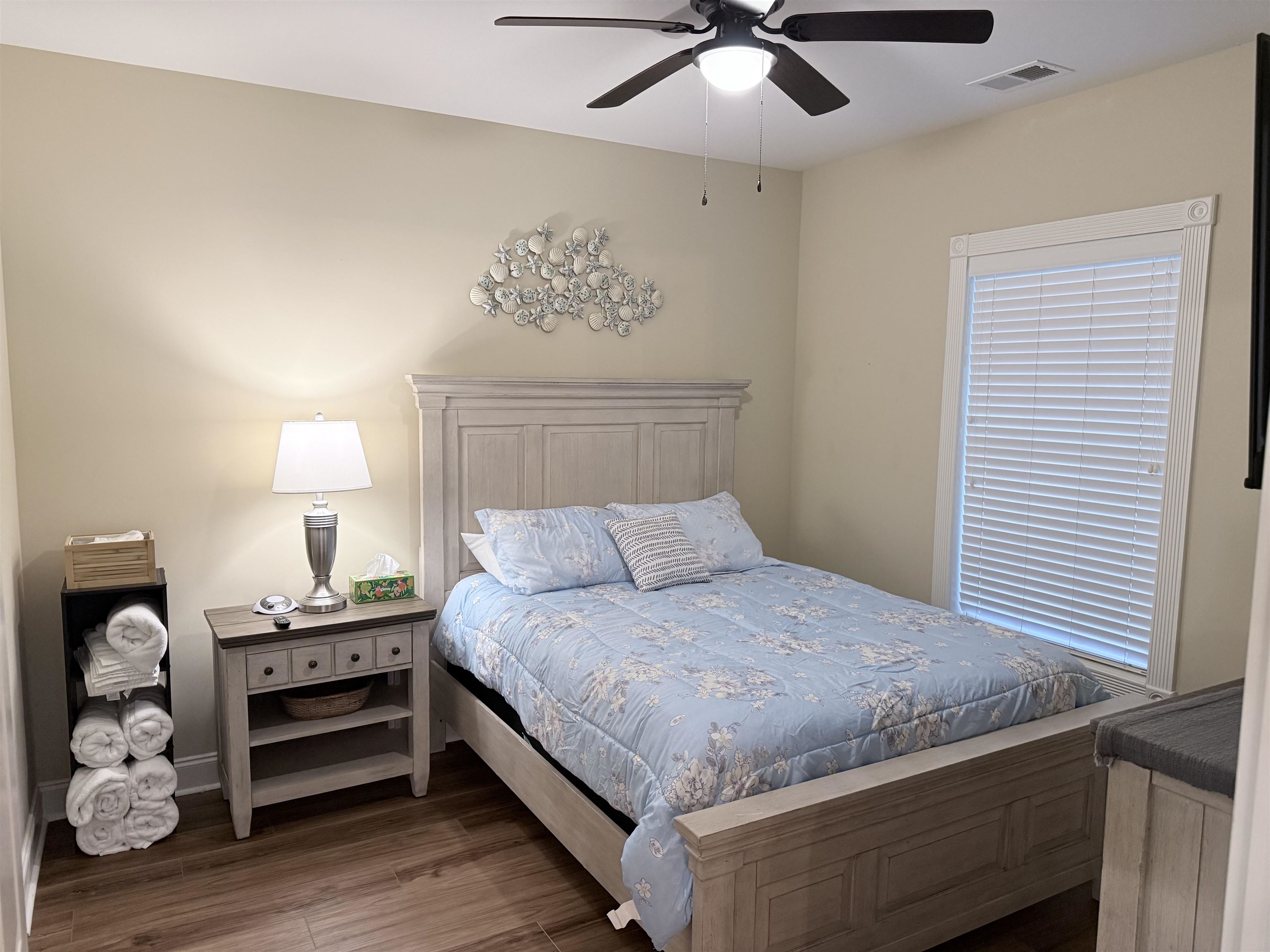 4882 Luster Leaf Circle Property Photo 11