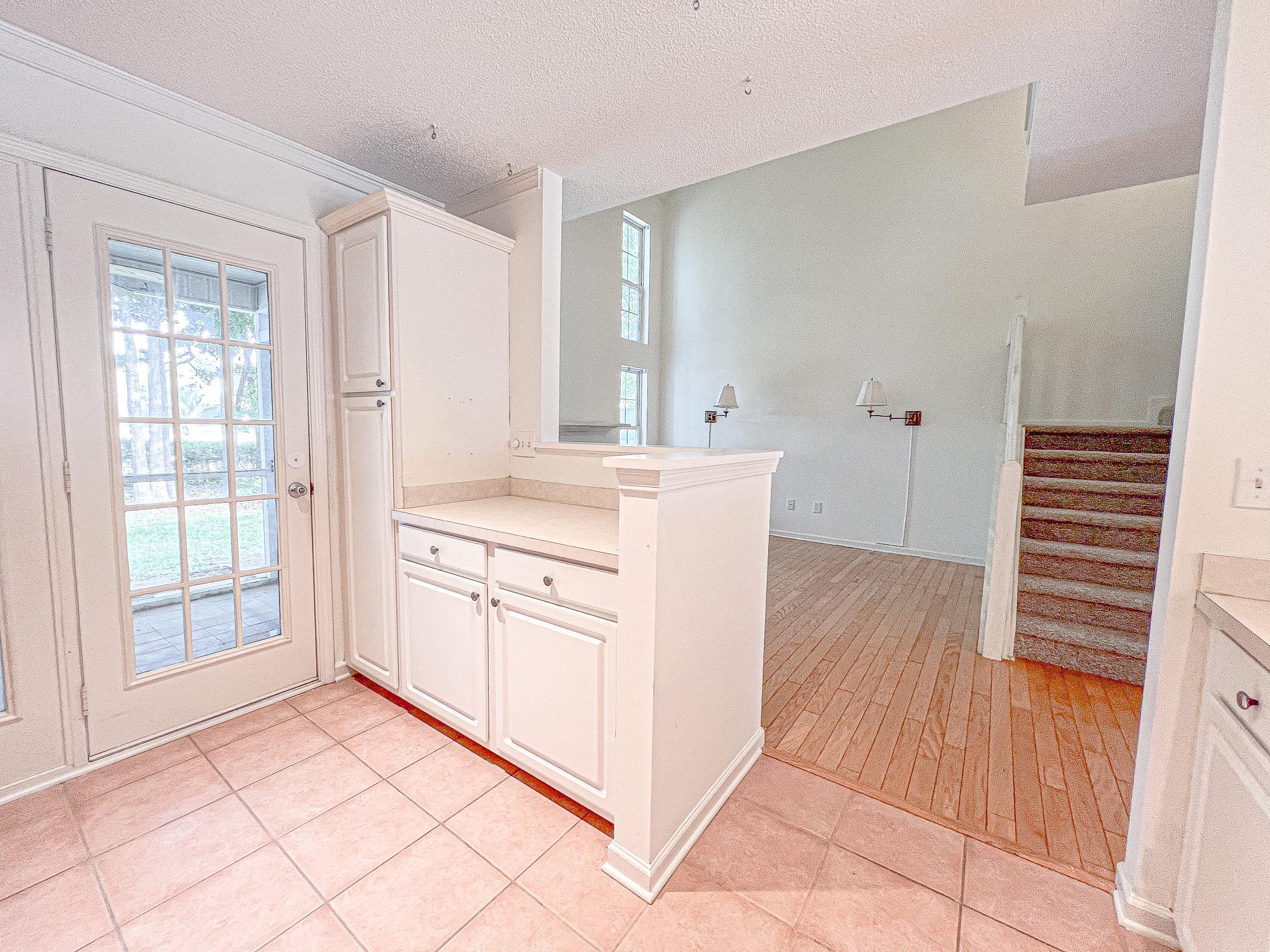 113 Pembroke Pl. Property Photo 9