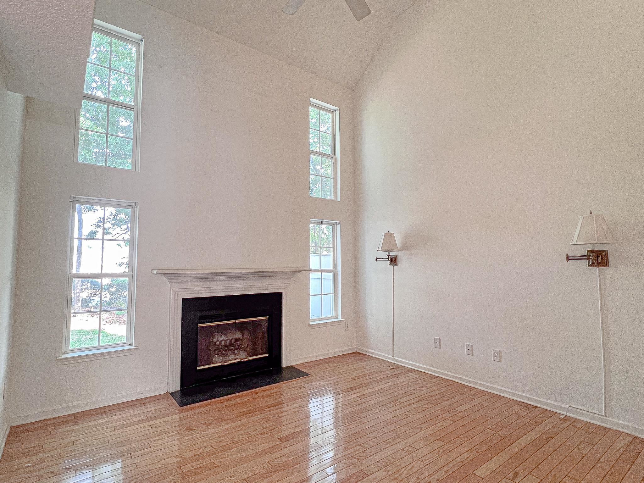 113 Pembroke Pl. Property Photo 10