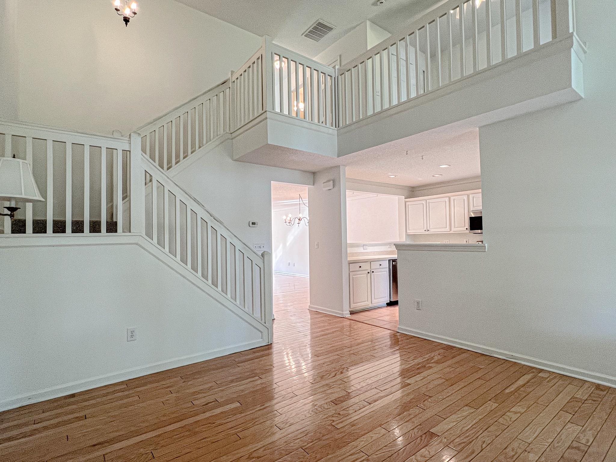 113 Pembroke Pl. Property Photo 12