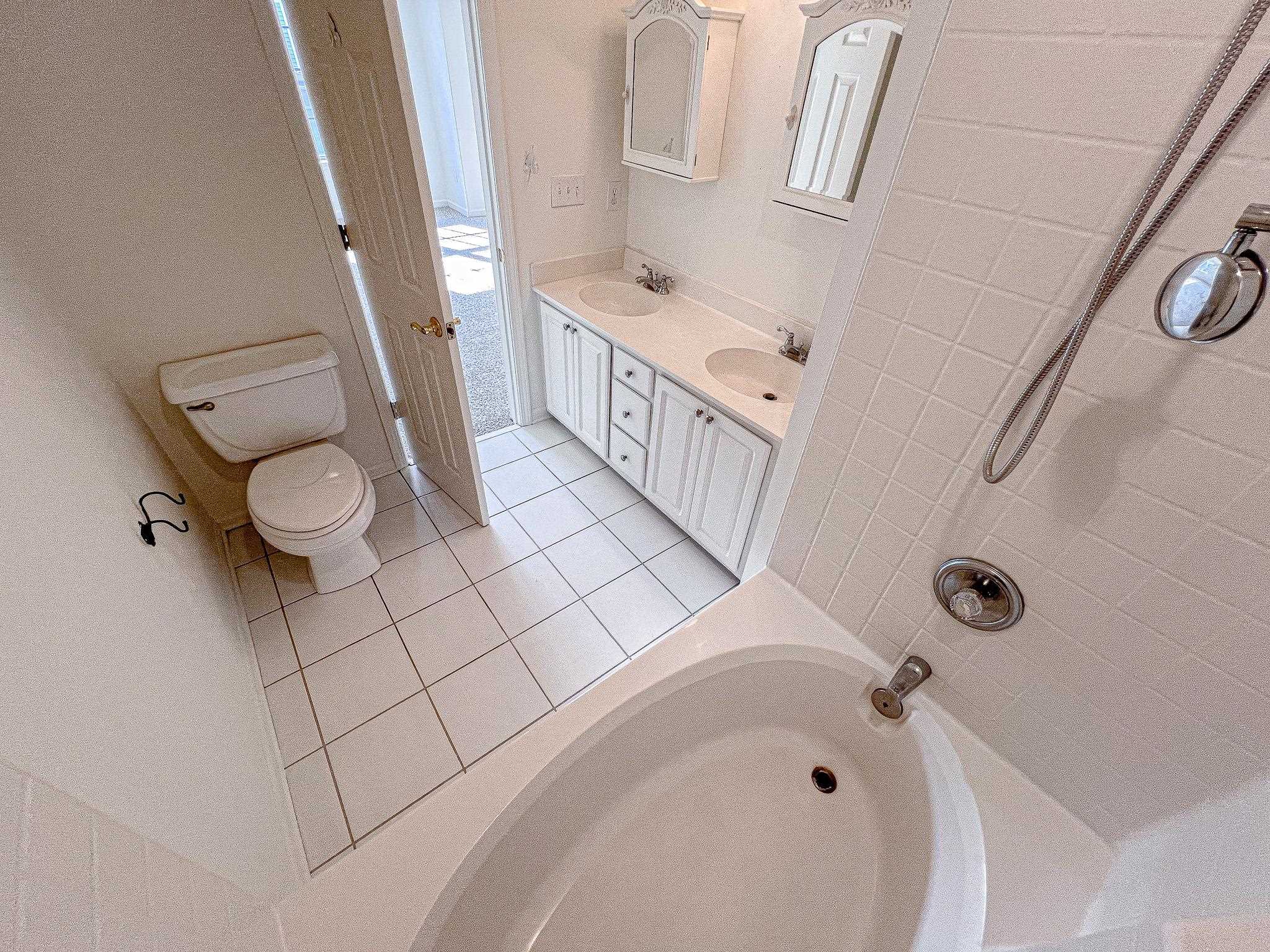 113 Pembroke Pl. Property Photo 18