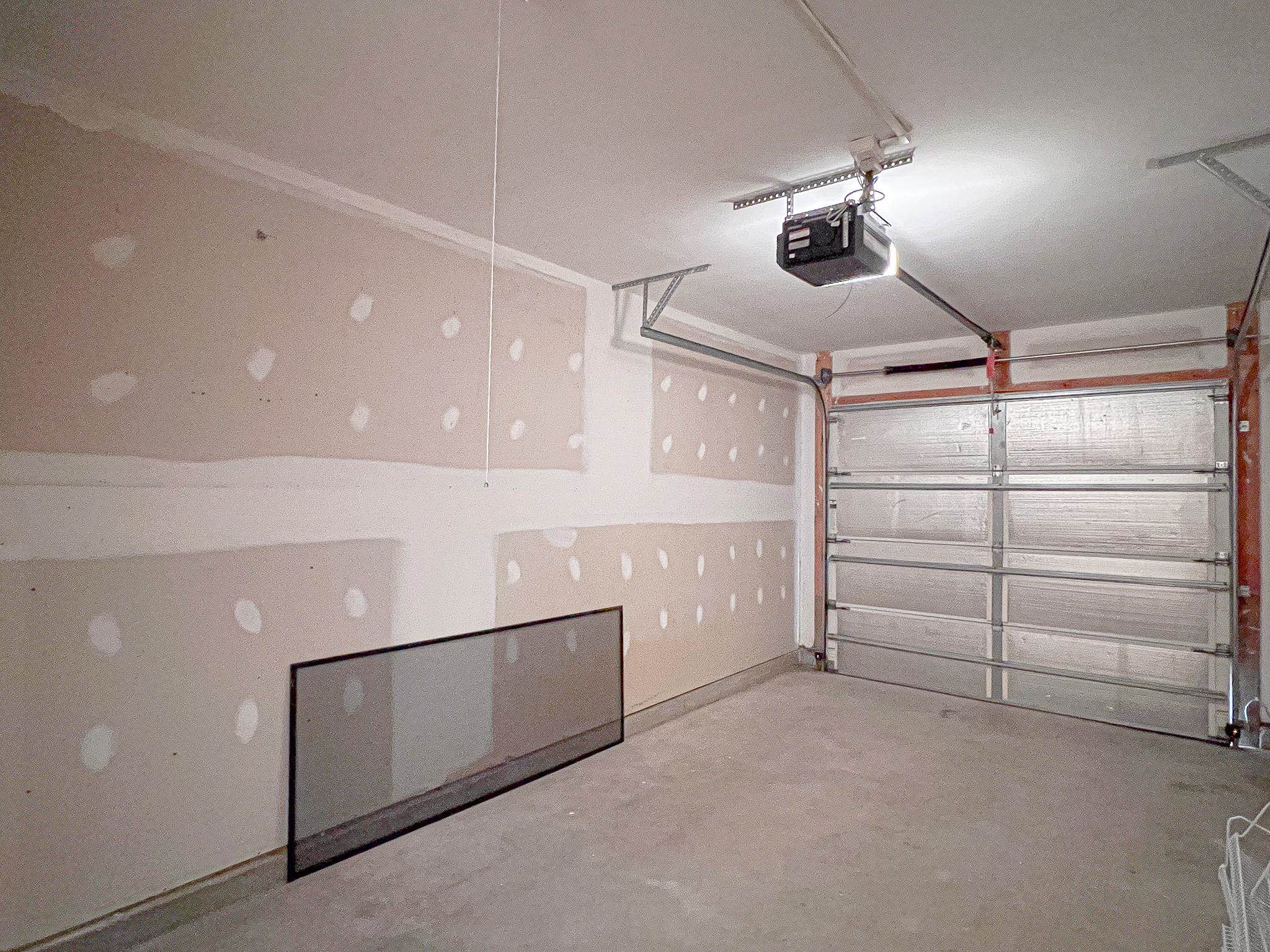 113 Pembroke Pl. Property Photo 29