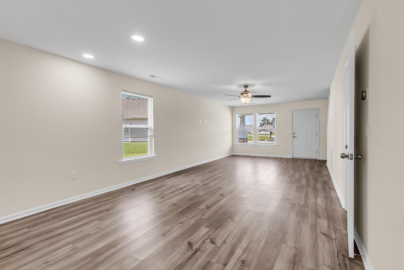 2241 Deerfield Ave. Property Photo 12