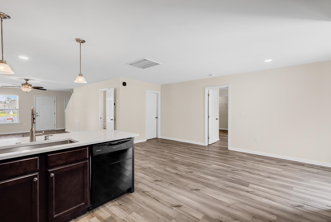 2241 Deerfield Ave. Property Photo 21