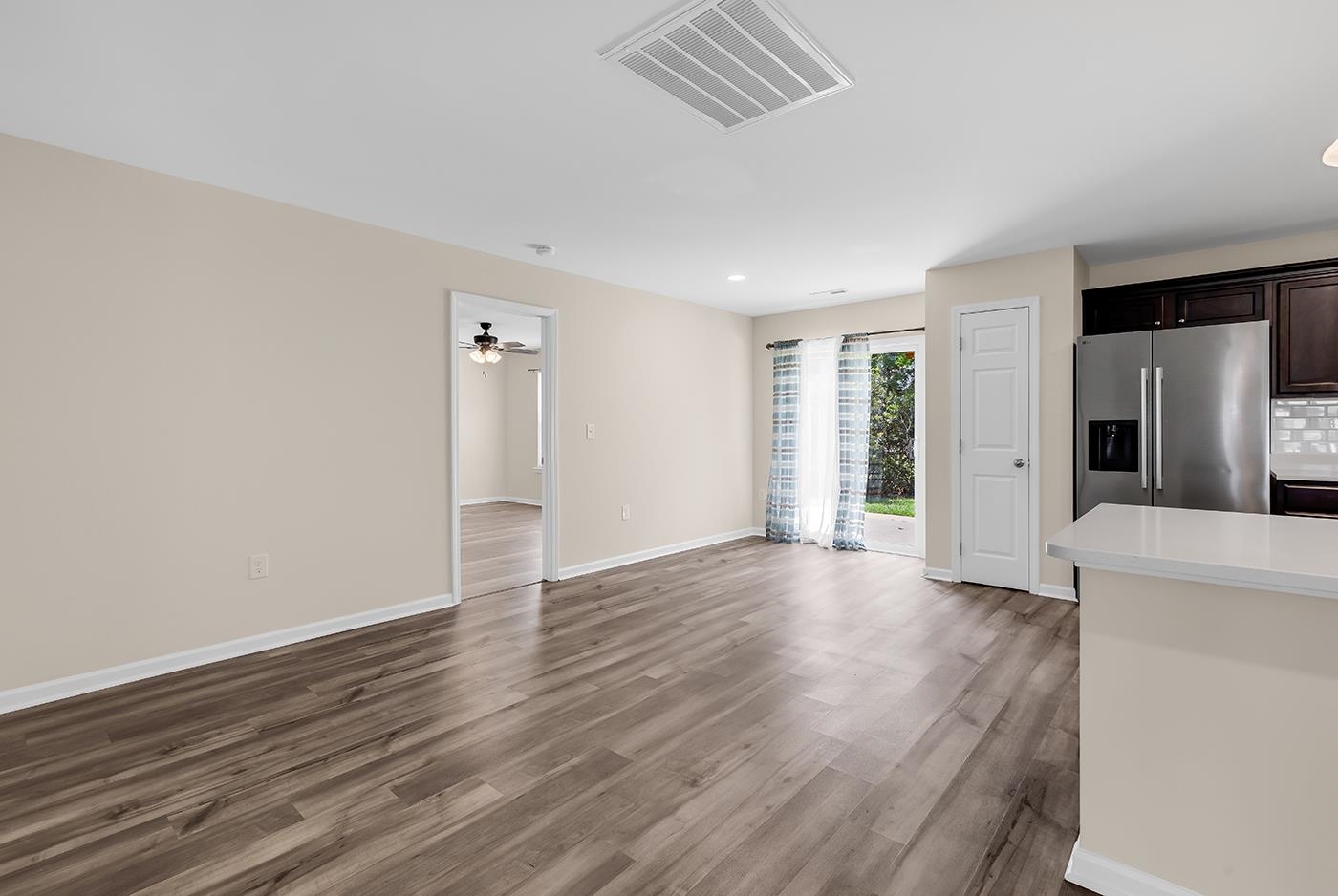 2241 Deerfield Ave. Property Photo 26