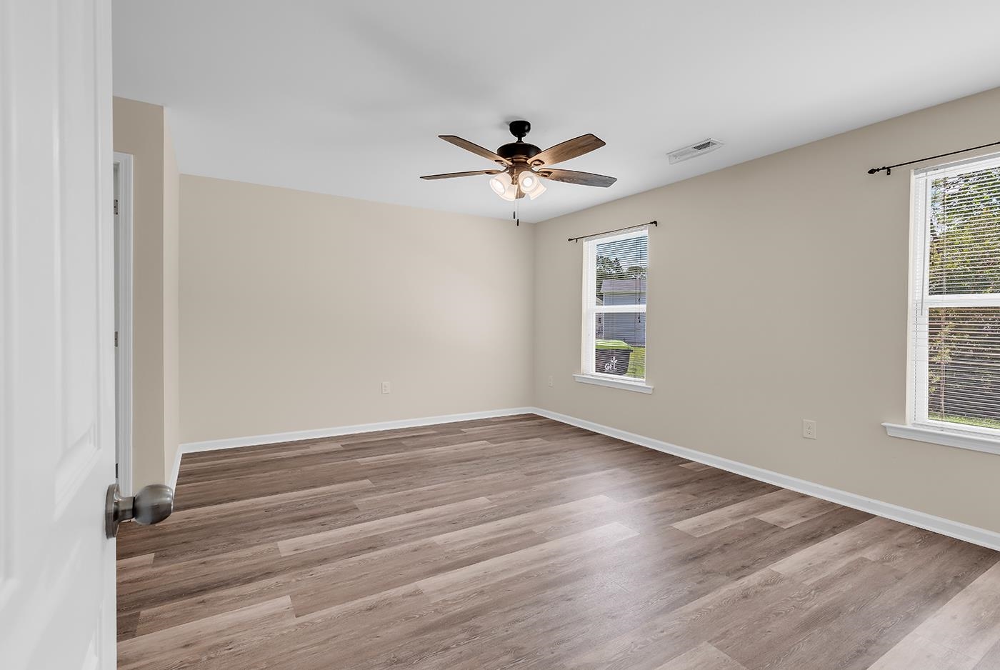 2241 Deerfield Ave. Property Photo 28